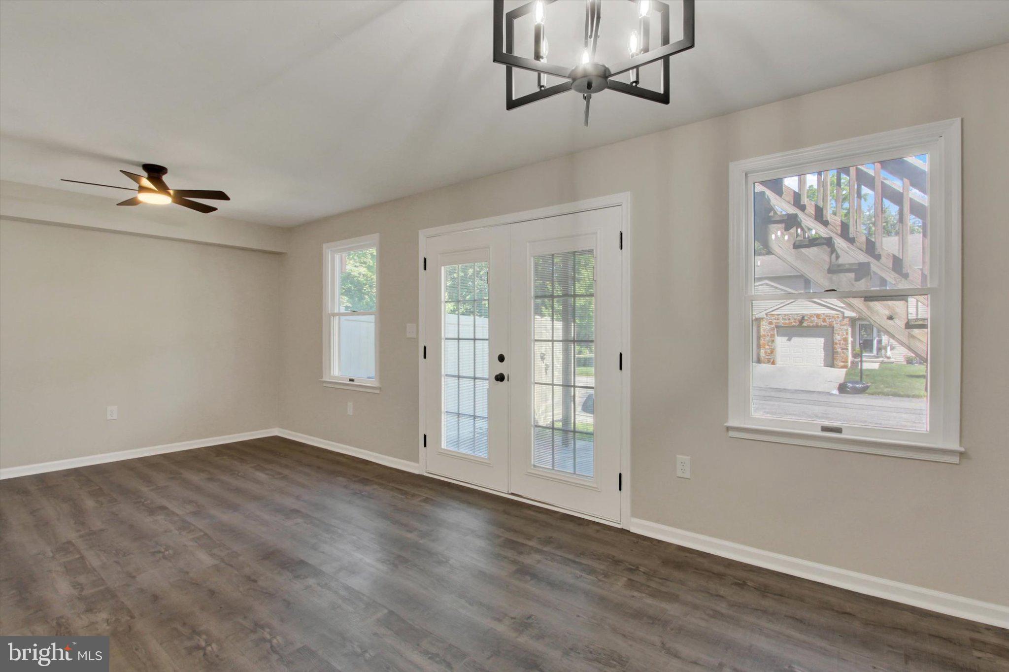 SPRINGBROOK CONDOS - Residential