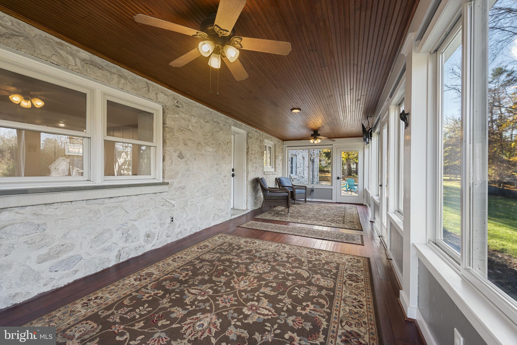 HAMPTON - Residential