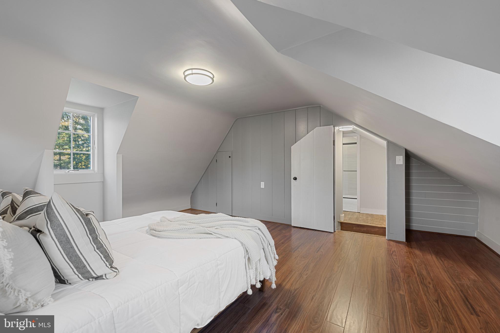 HAMPTON - Residential