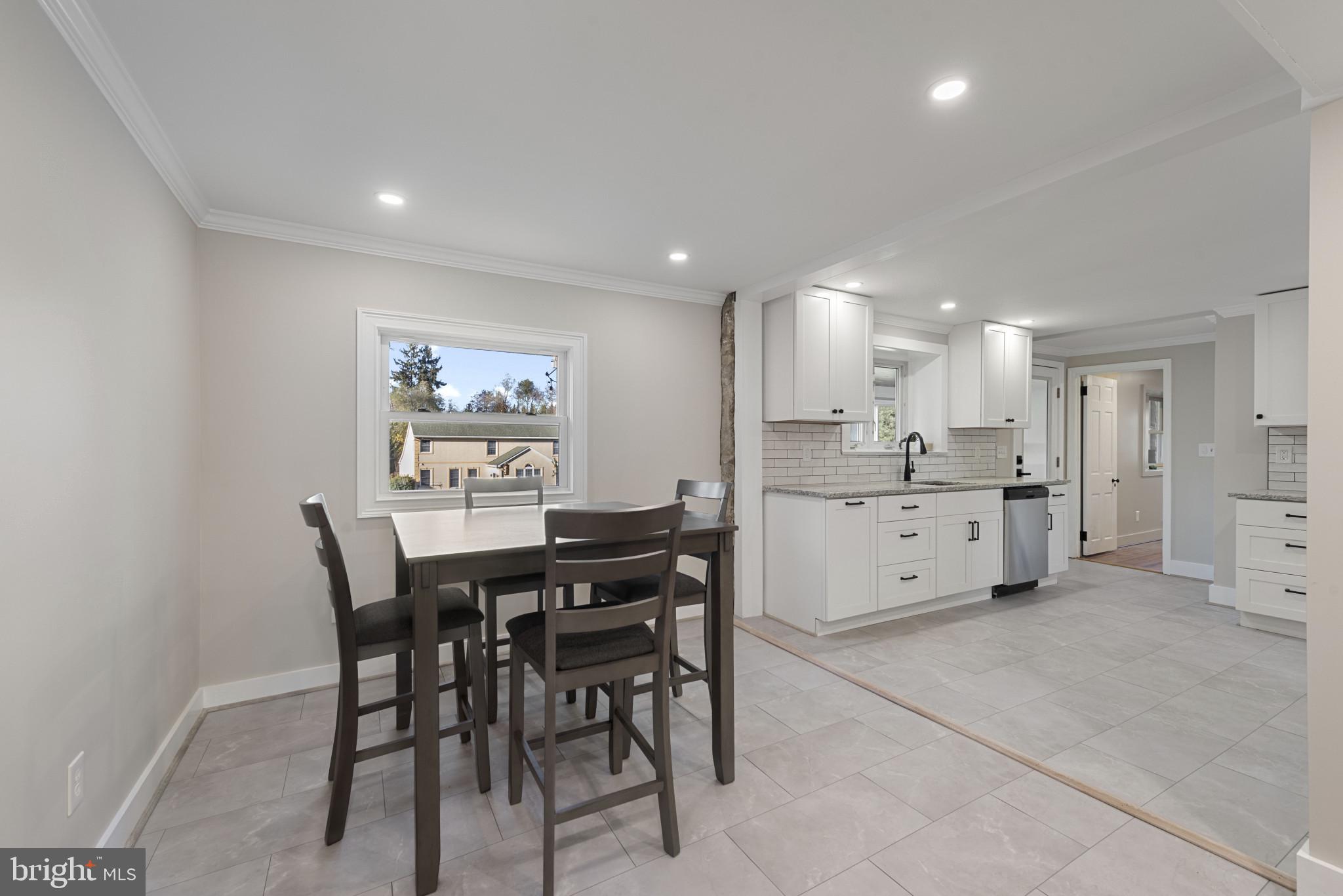 HAMPTON - Residential