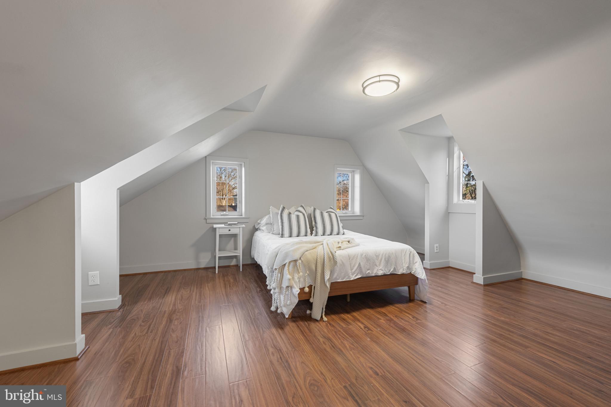 HAMPTON - Residential