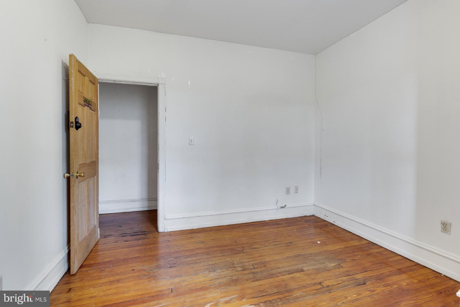 UNIVERSITY CITY - Residential Lease