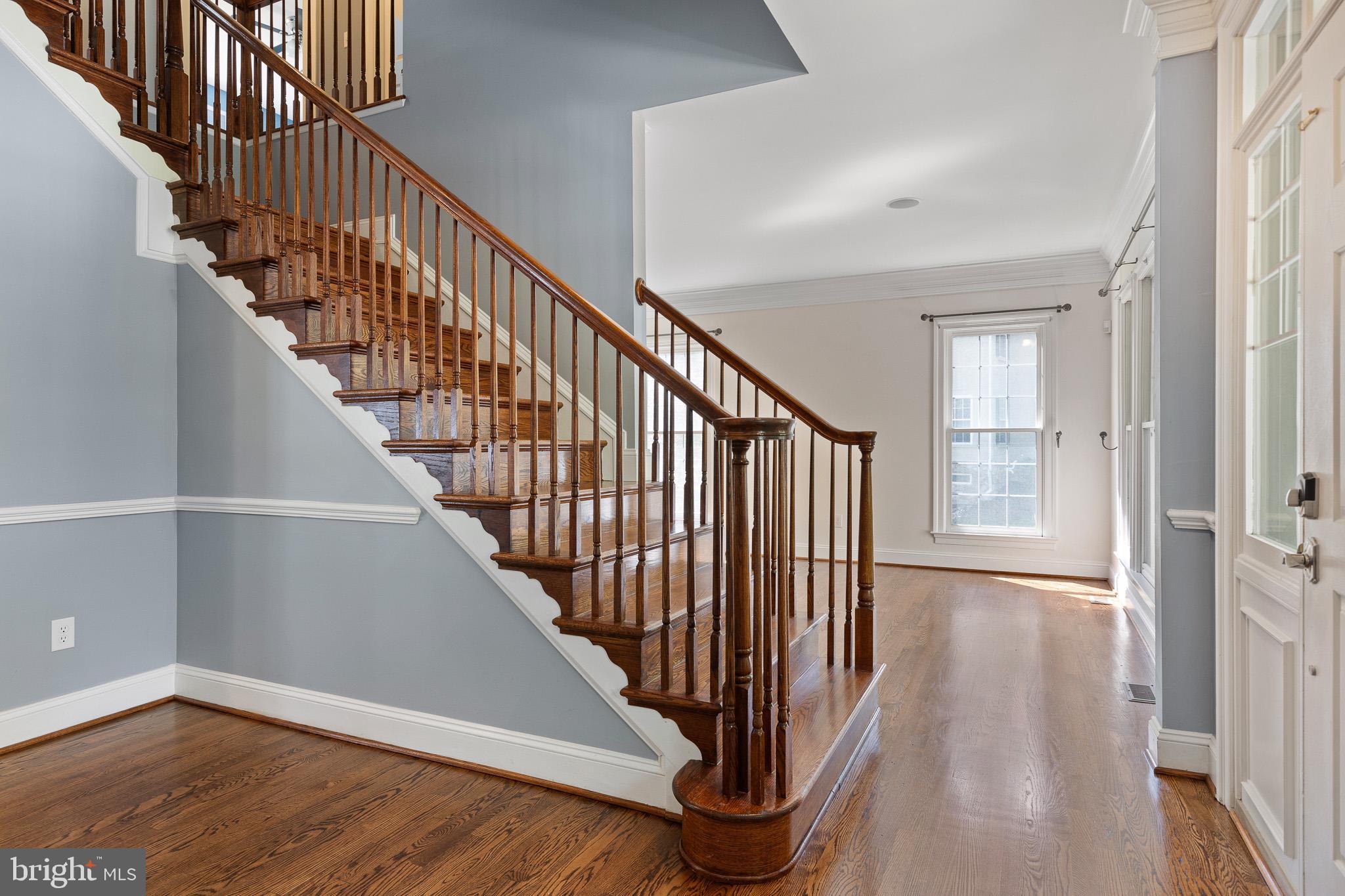 434 SPRING HOLLOW DRIVE