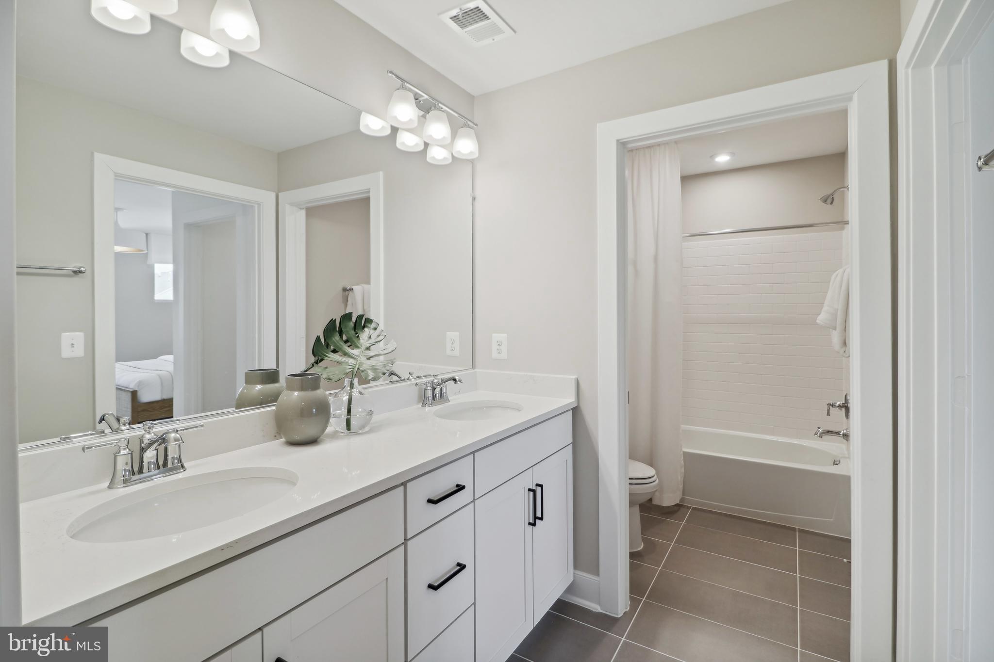 HEATHCOTE VILLAGE - Residential