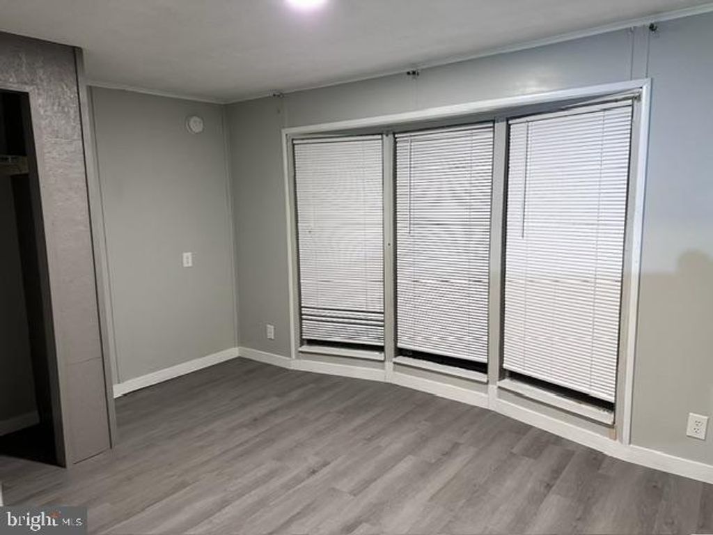 Photo of 37 Silver Court, DOVER, DE 19904 (MLS # DEKT2040172)
