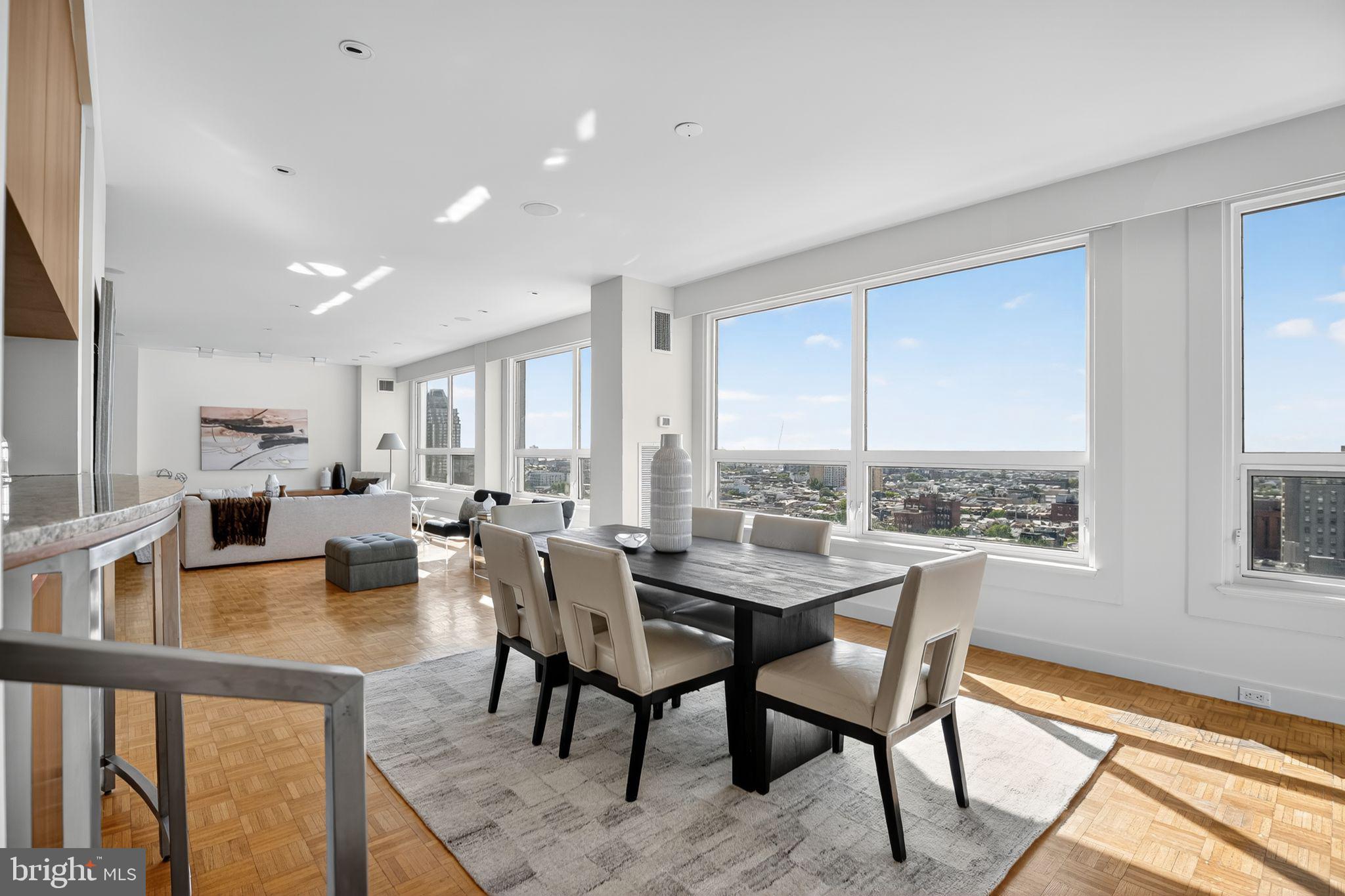 RITTENHOUSE SQUARE - Residential