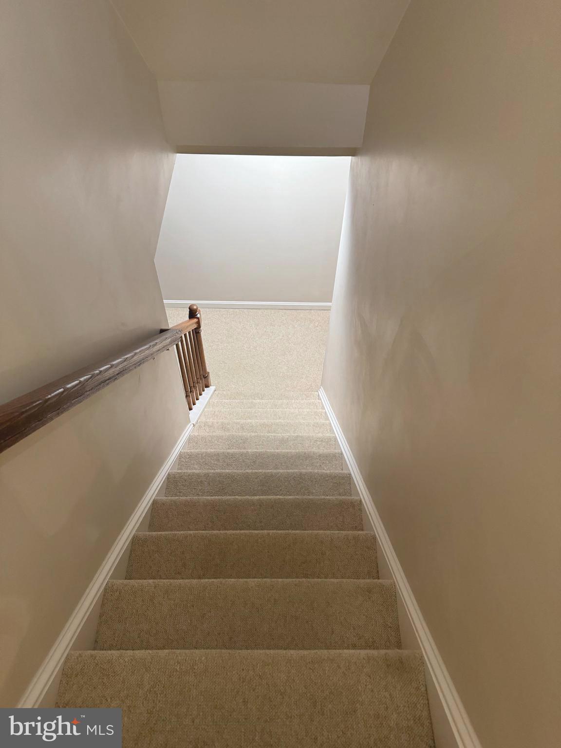 STURBRIDGE - Residential