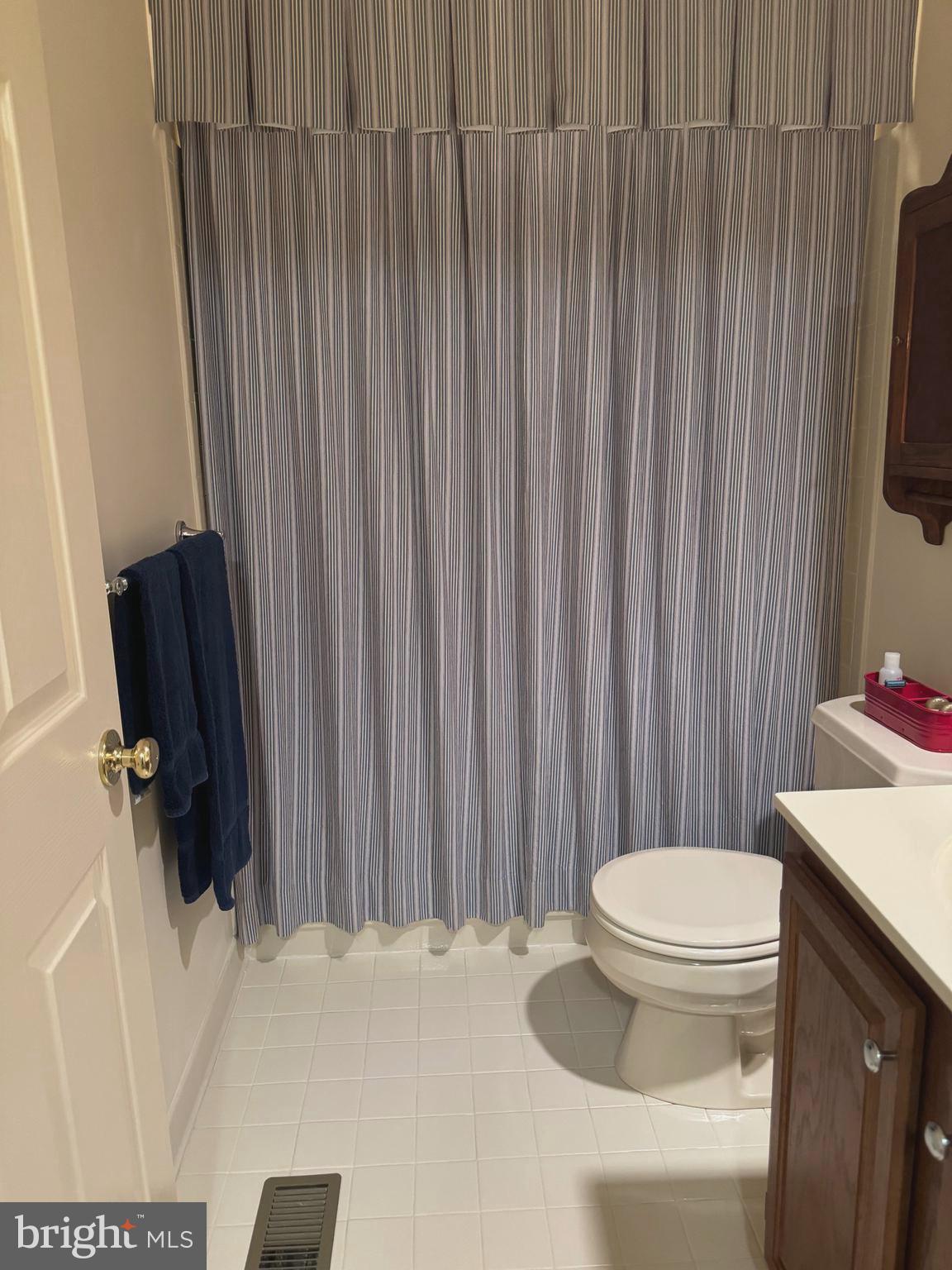 STURBRIDGE - Residential