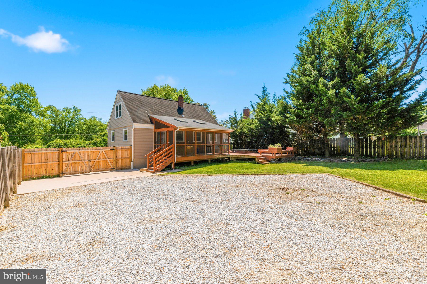 CARNEY/CUB HILL - Residential