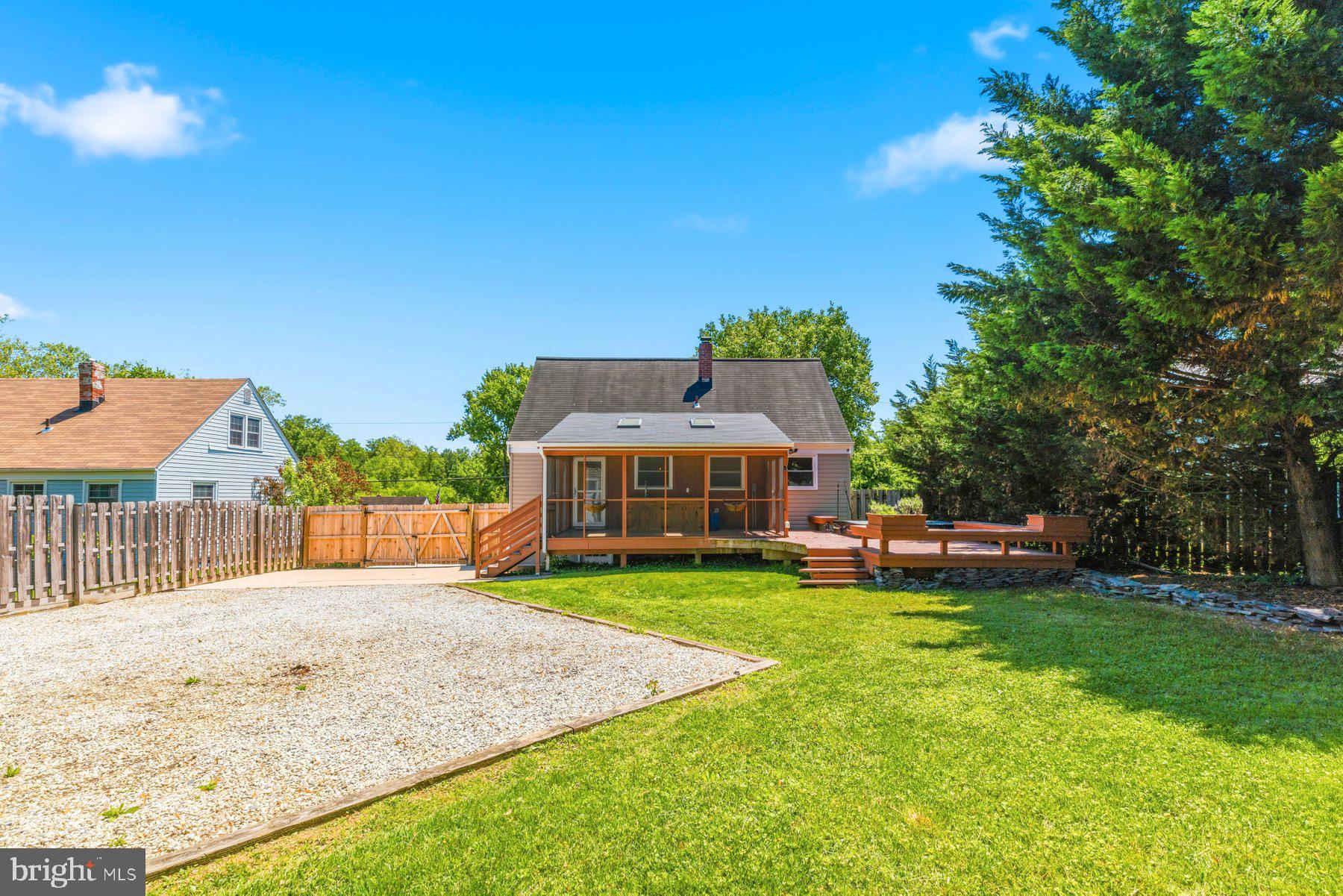CARNEY/CUB HILL - Residential