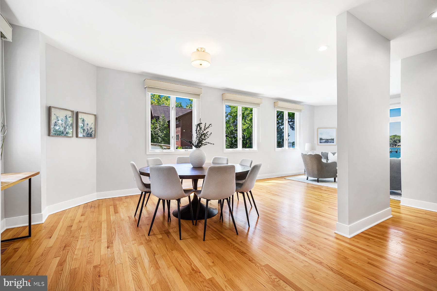 ARUNDEL ON THE BAY - Residential