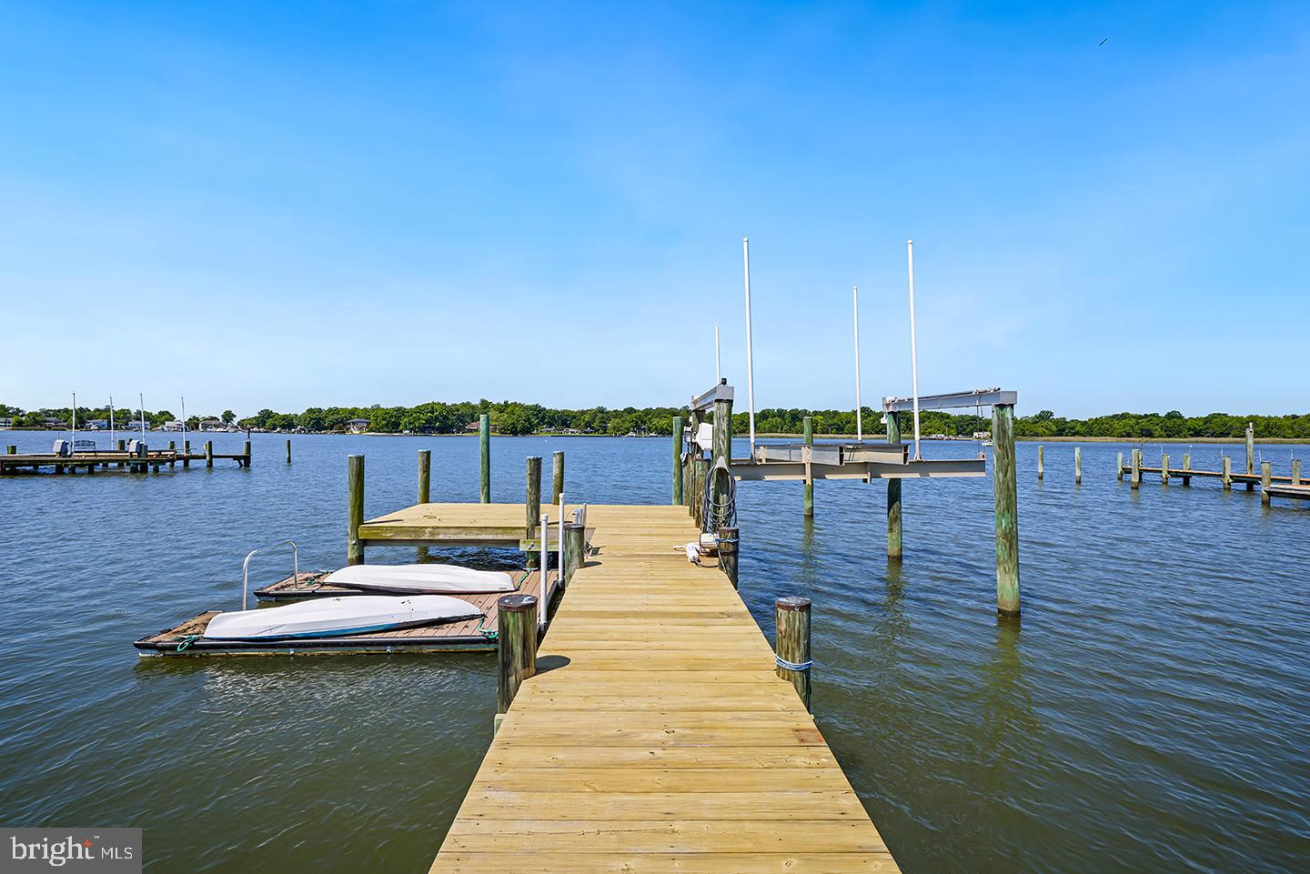 ARUNDEL ON THE BAY - Residential