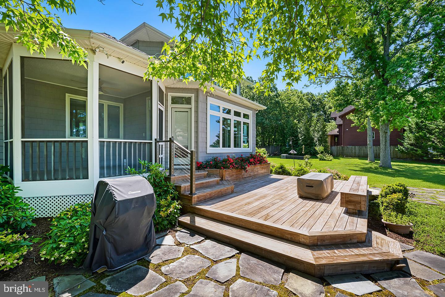 ARUNDEL ON THE BAY - Residential