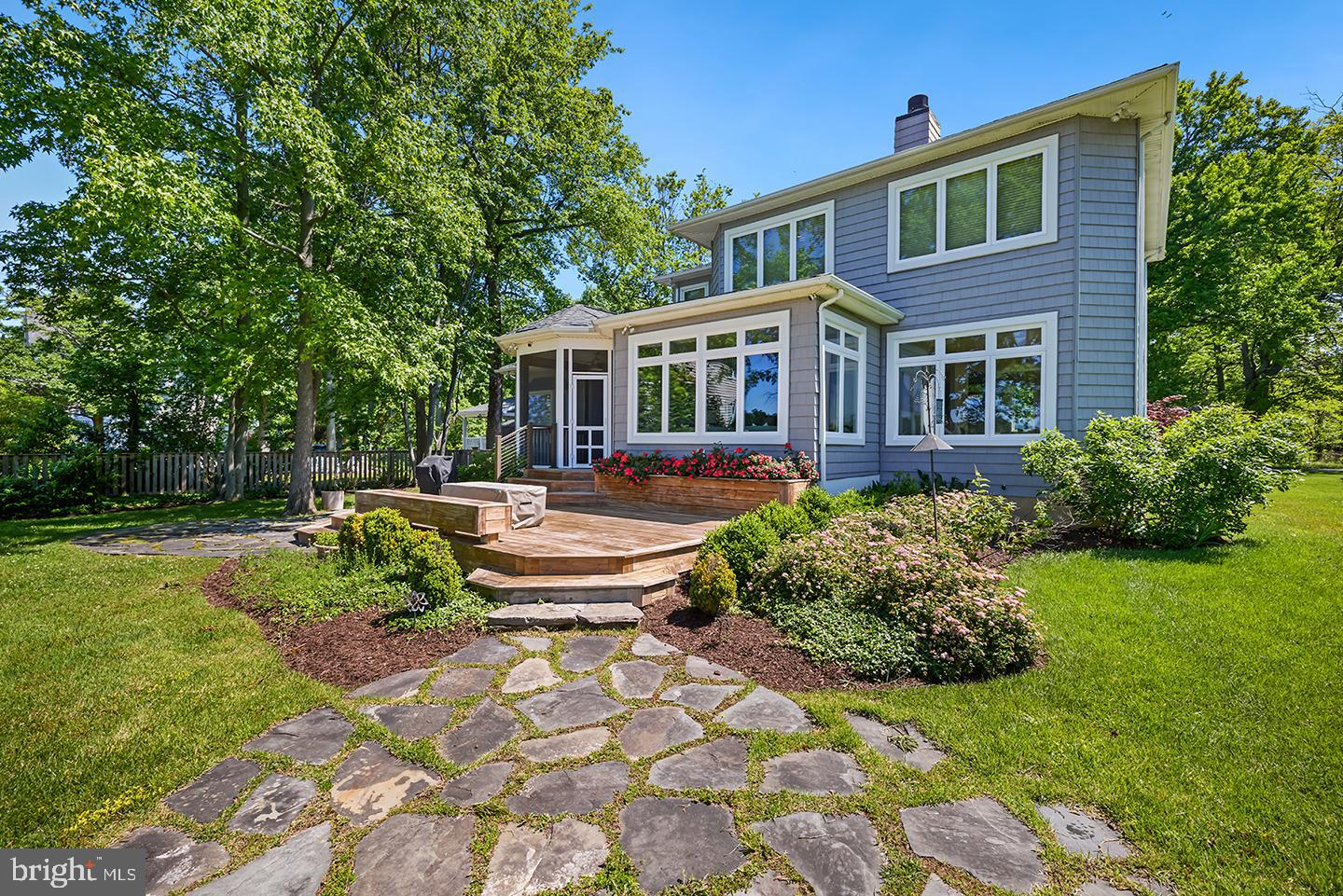 ARUNDEL ON THE BAY - Residential