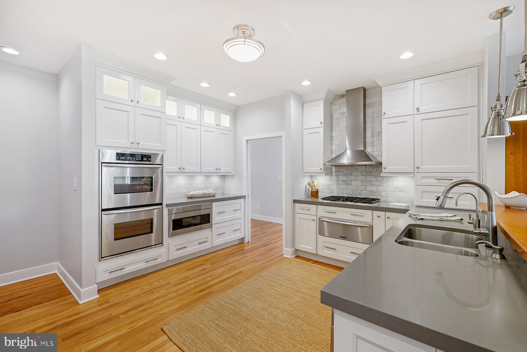 ARUNDEL ON THE BAY - Residential