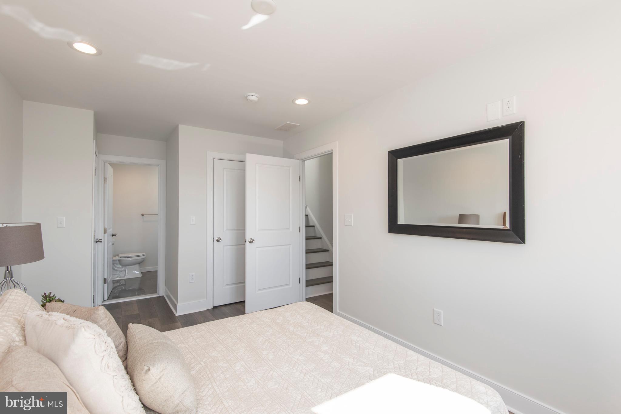 PHILADELPHIA (SOUTH) - Residential