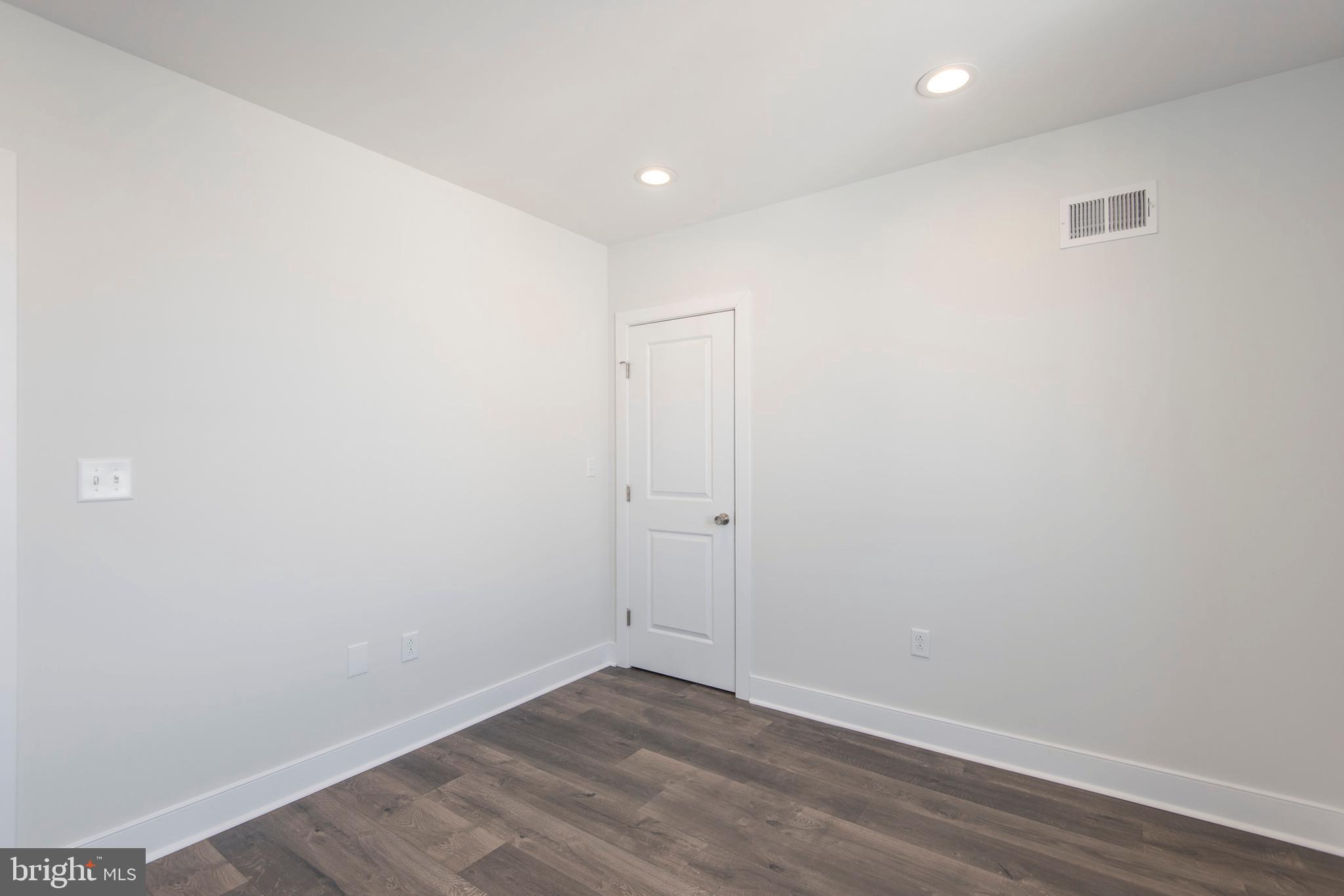 PHILADELPHIA (SOUTH) - Residential