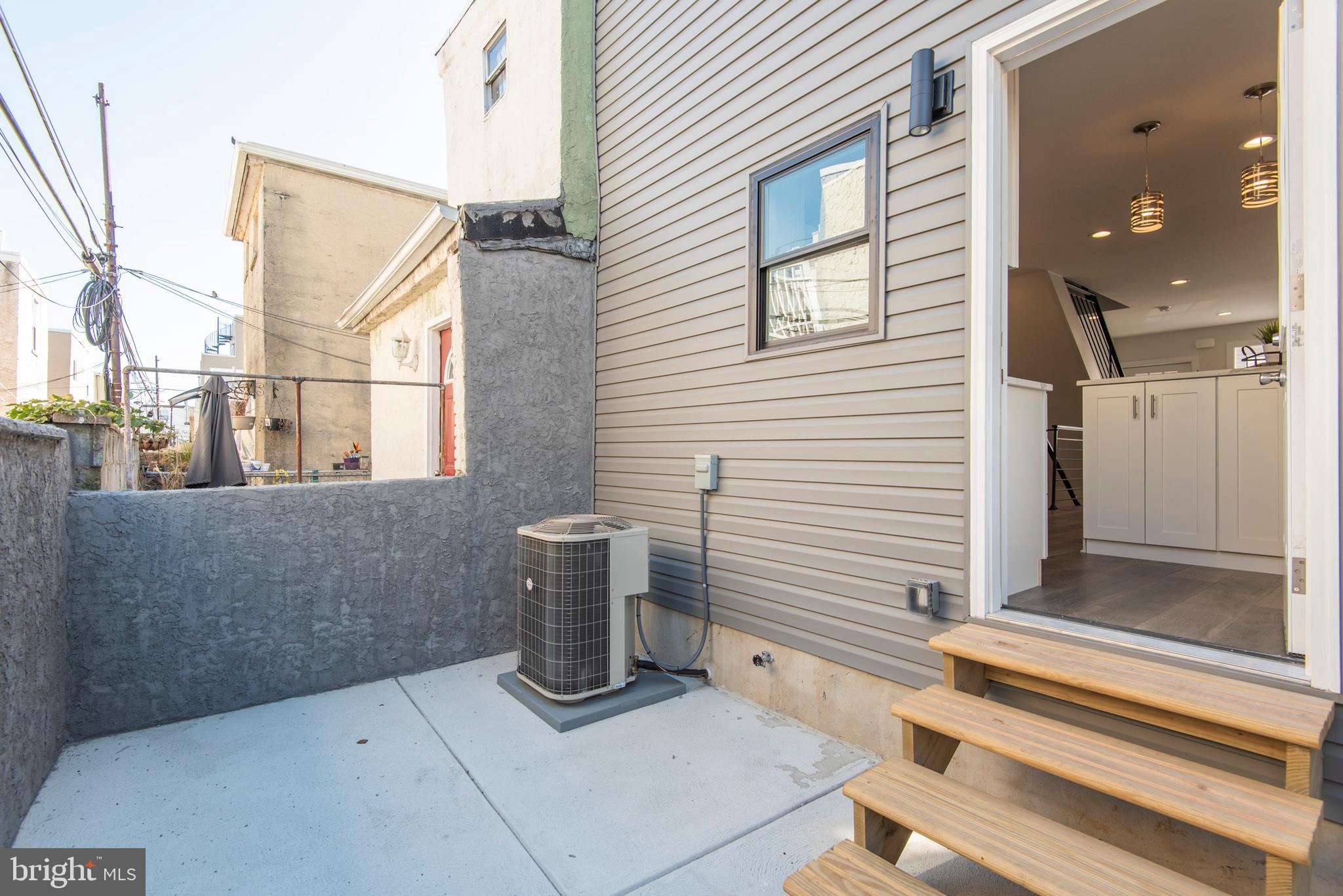 PHILADELPHIA (SOUTH) - Residential