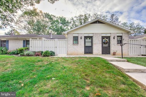 Photo of 441 Valleybrook Drive, LANCASTER, PA 17601 (MLS # PALA2076462)