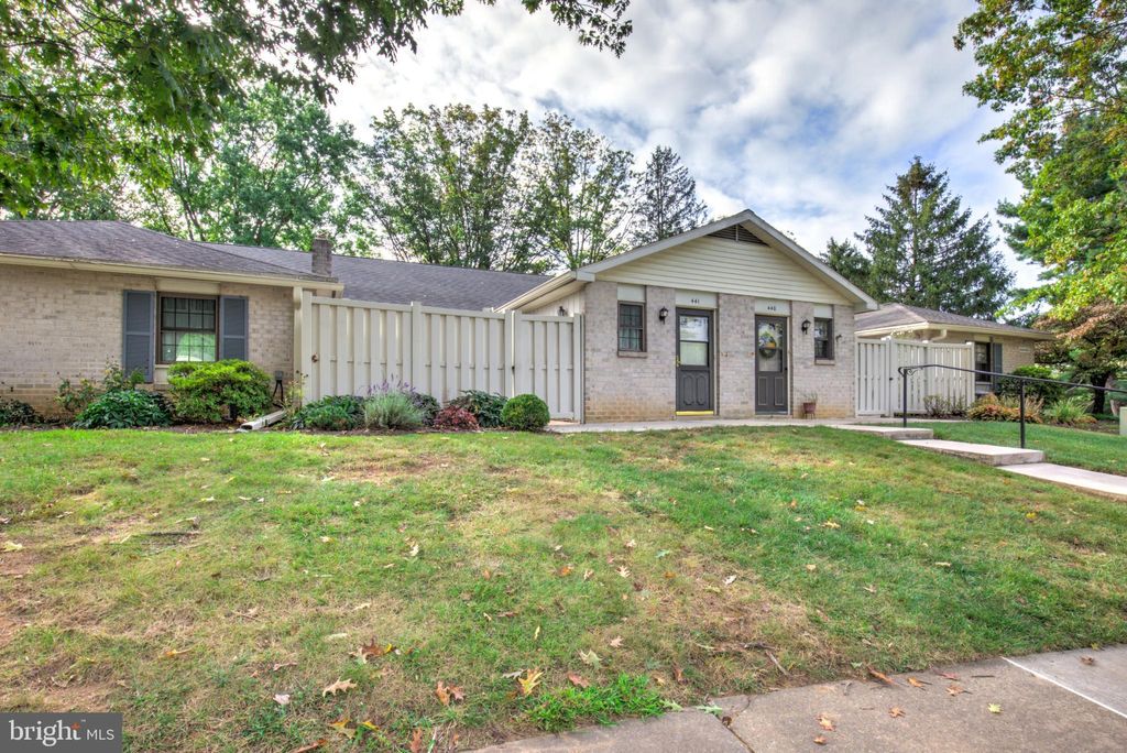 Photo of 441 Valleybrook Drive, LANCASTER, PA 17601 (MLS # PALA2076462)