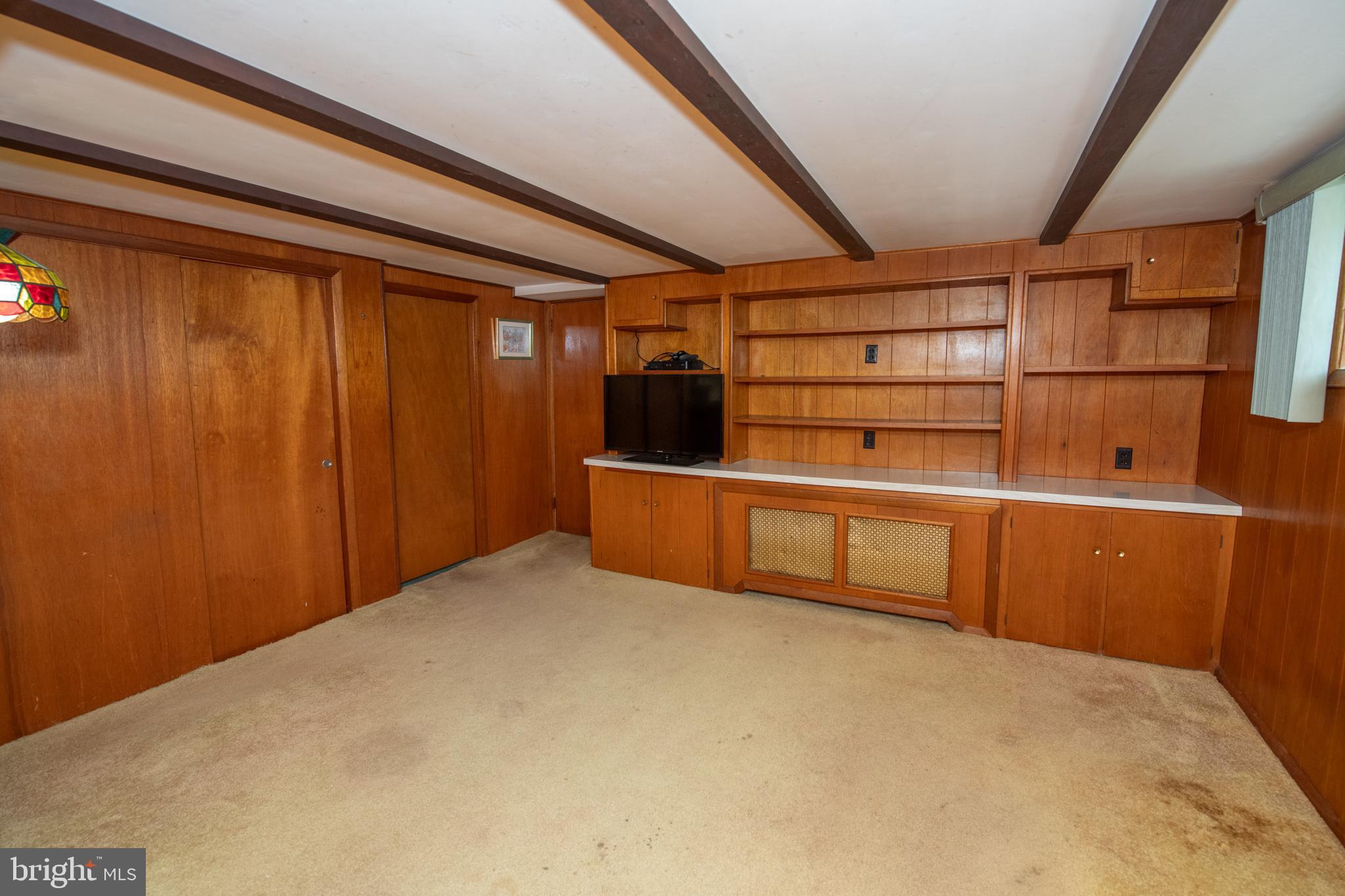 PINE VALLEY - Residential