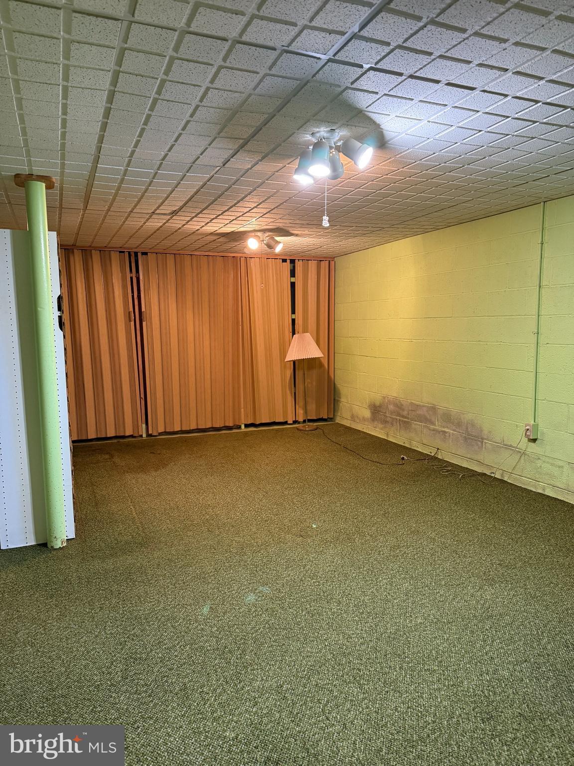 WHITFIELD - Residential