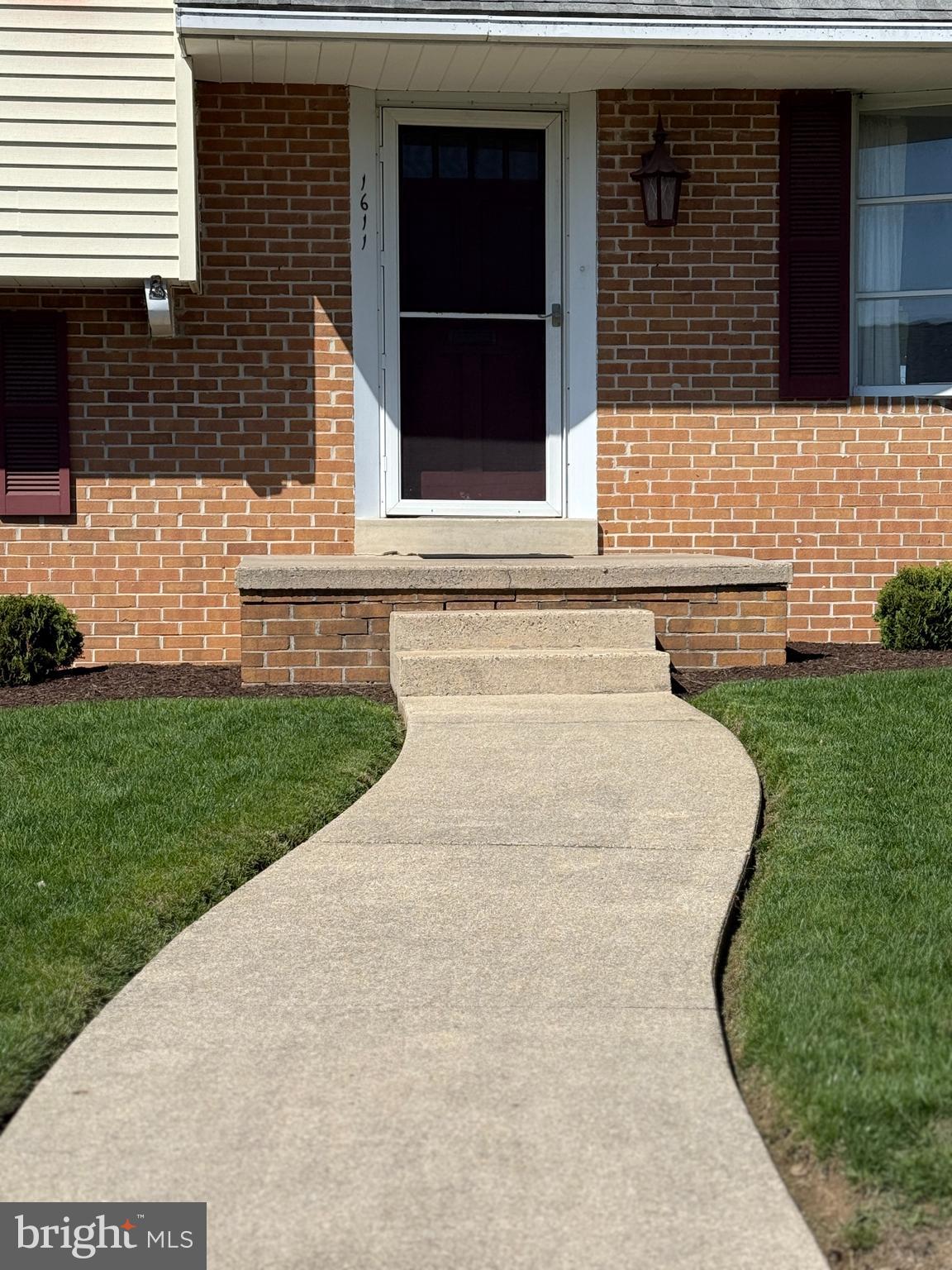 WHITFIELD - Residential