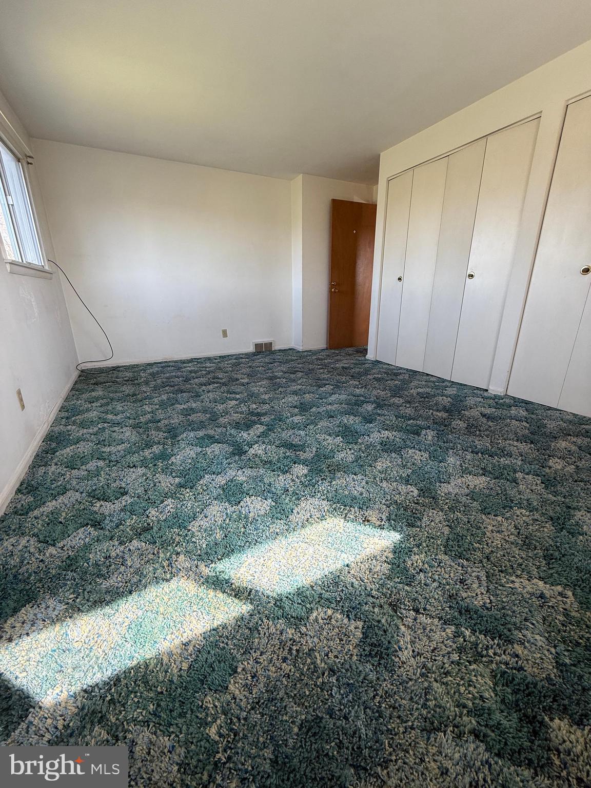 WHITFIELD - Residential