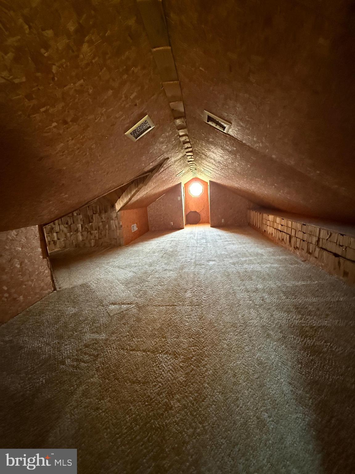 WHITFIELD - Residential