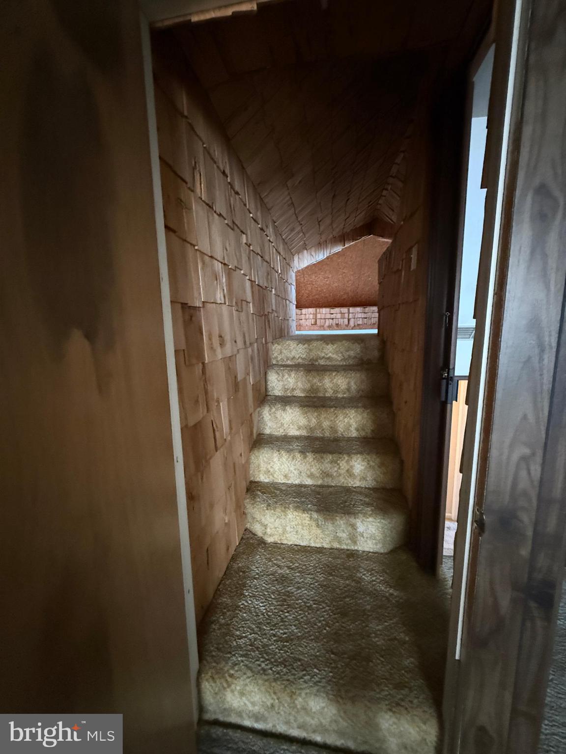 WHITFIELD - Residential