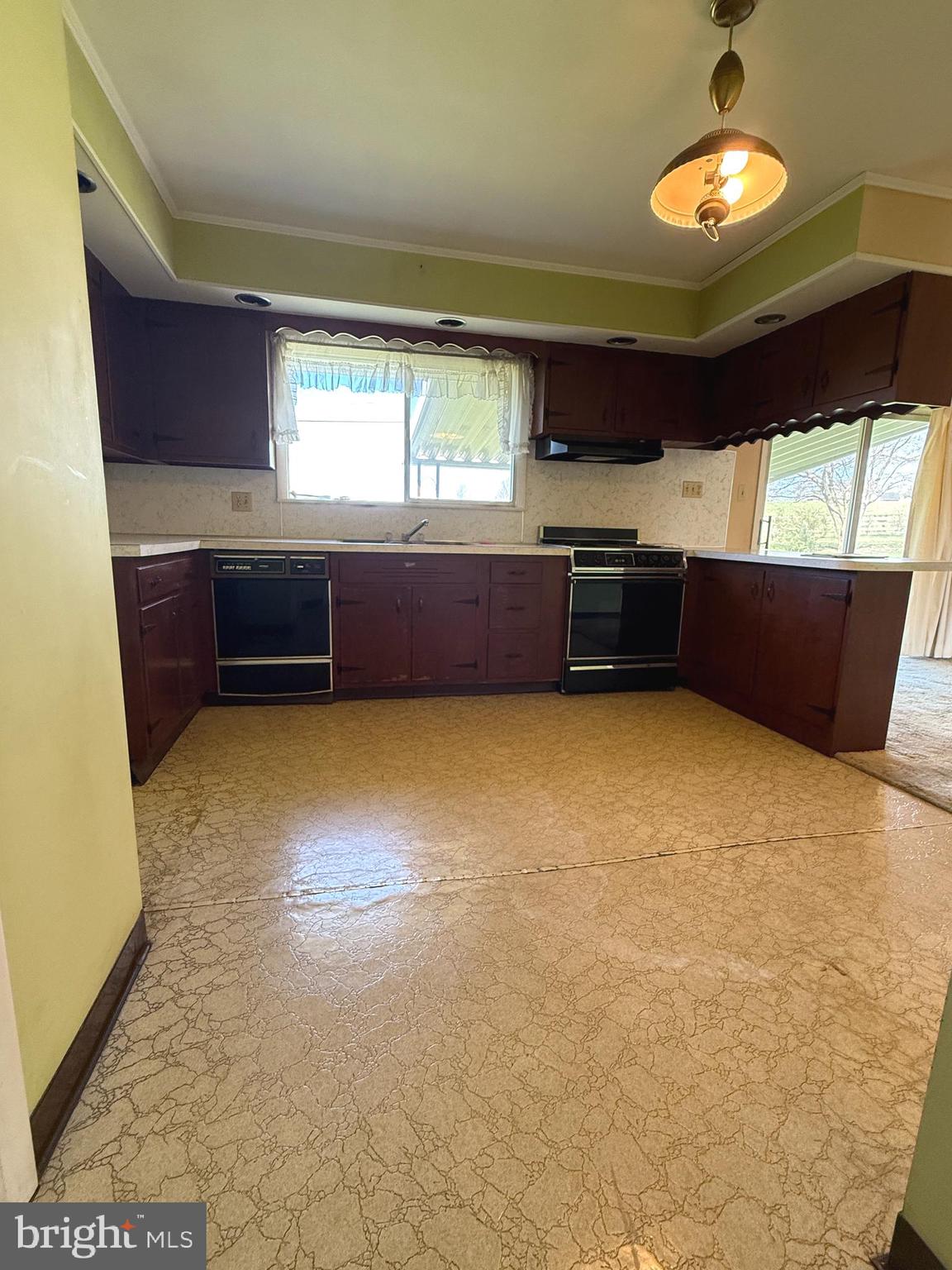 WHITFIELD - Residential