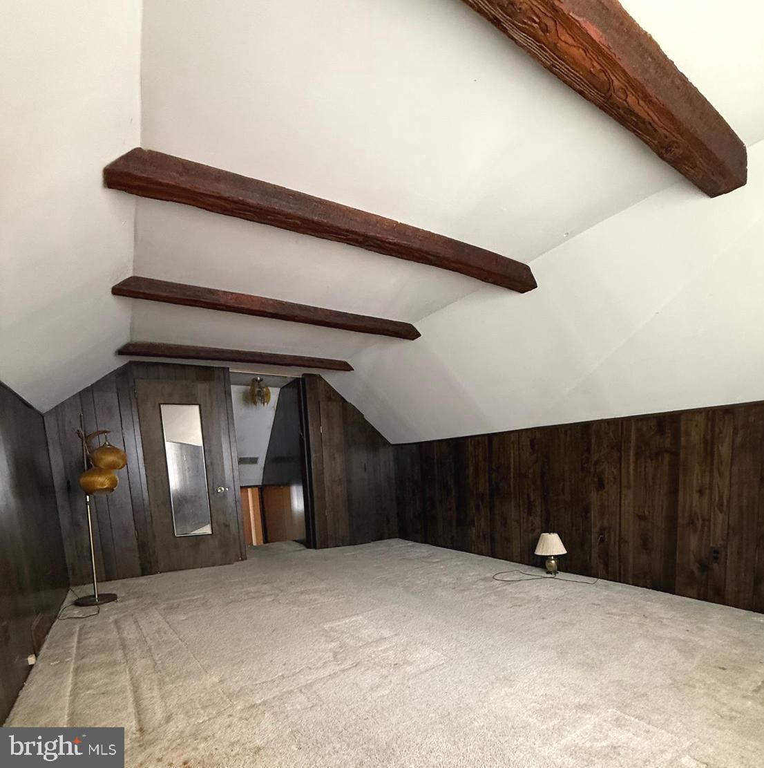 WHITFIELD - Residential