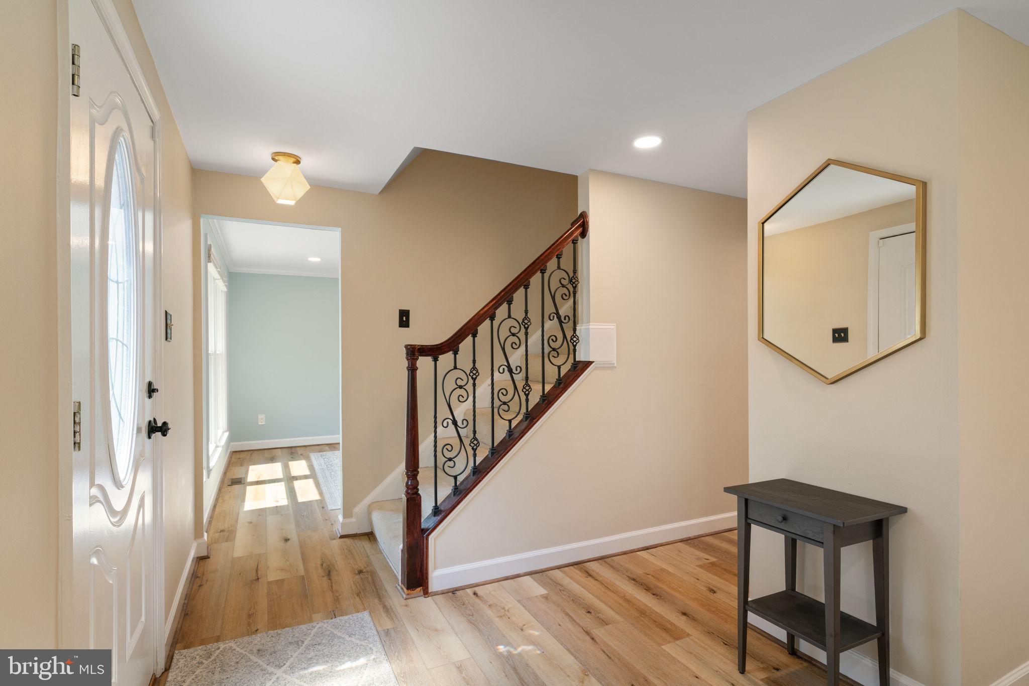 1008 WINDCROFT GLEN COURT