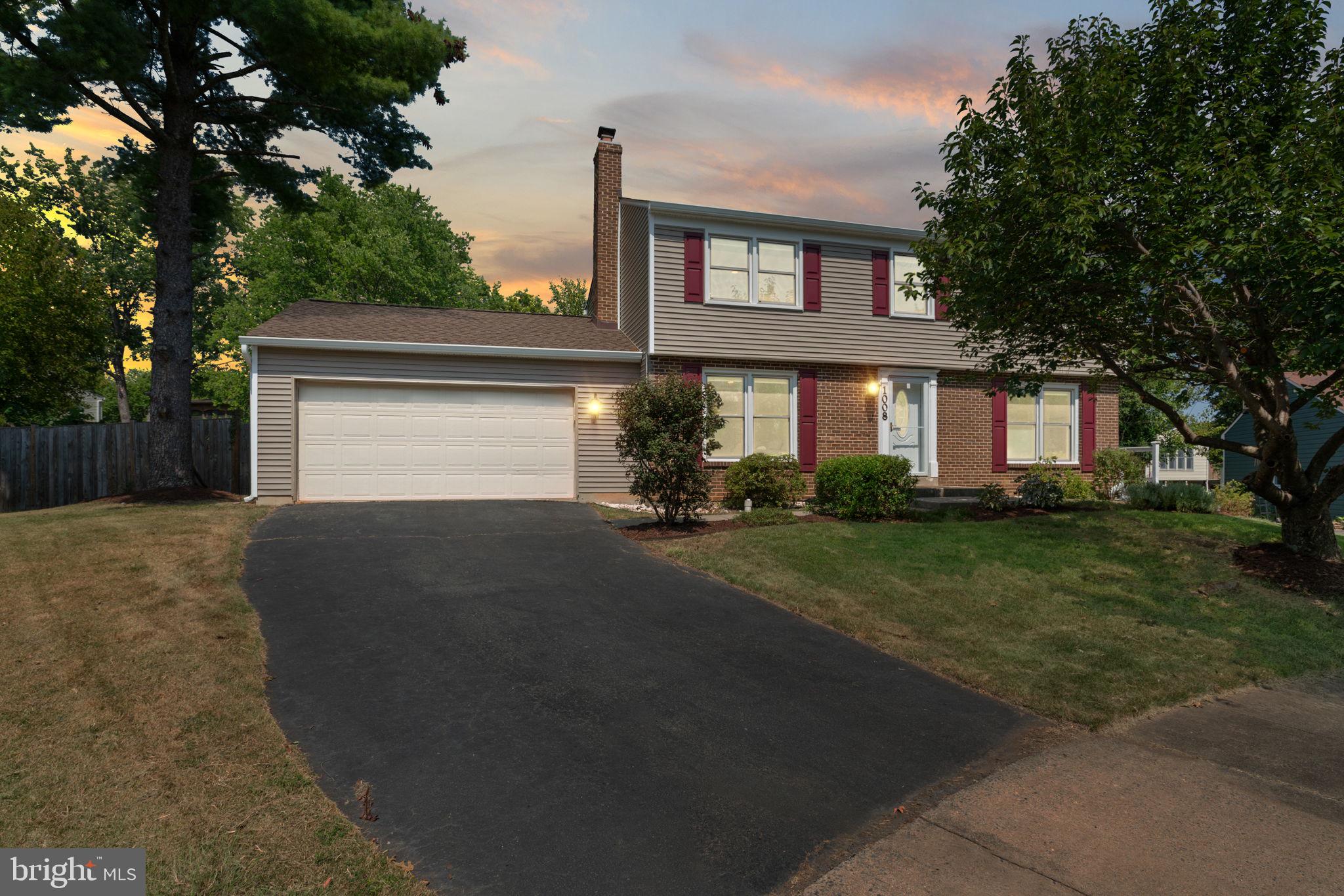 1008 WINDCROFT GLEN COURT