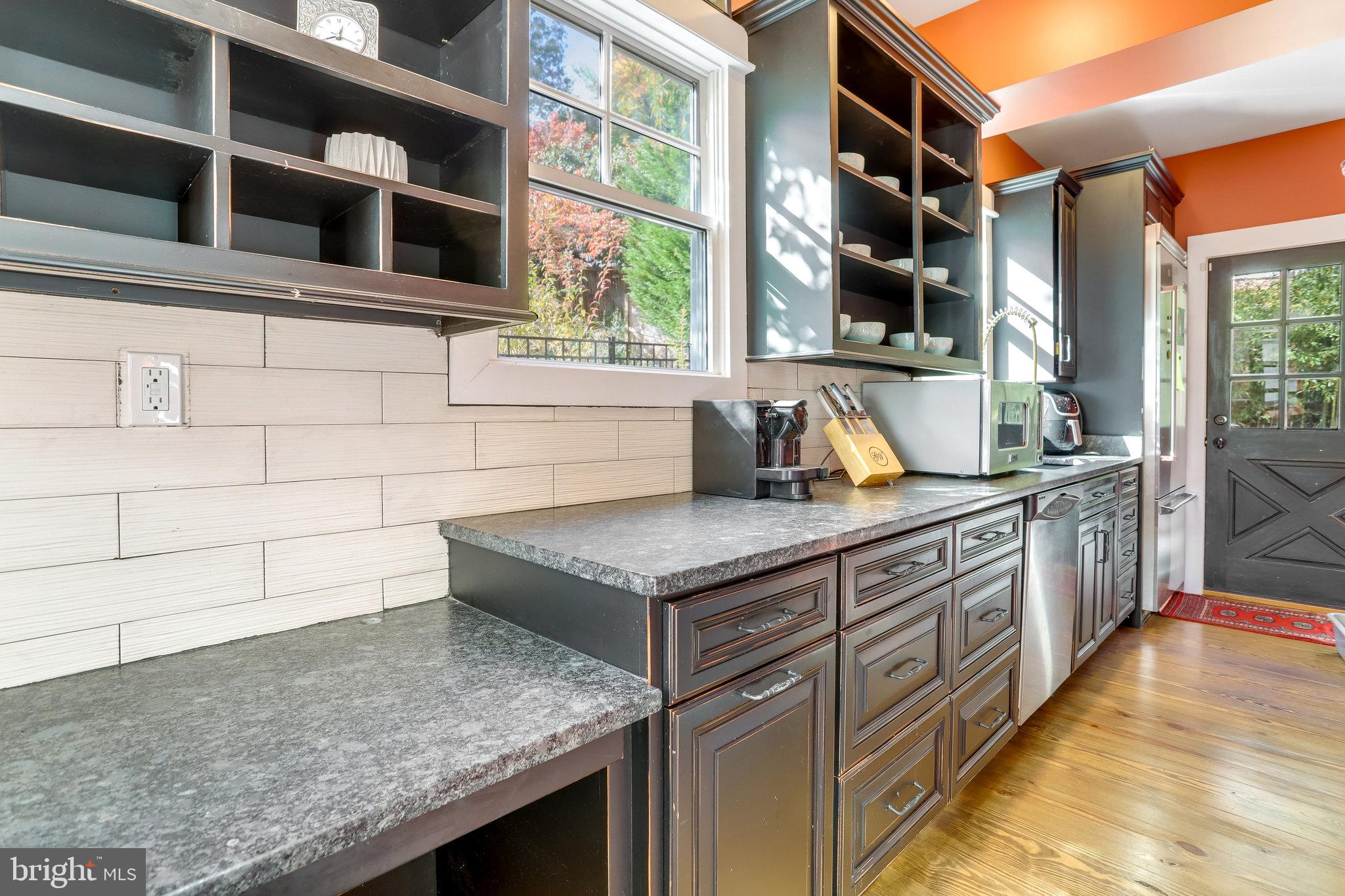 CHAPEL HILL - Residential