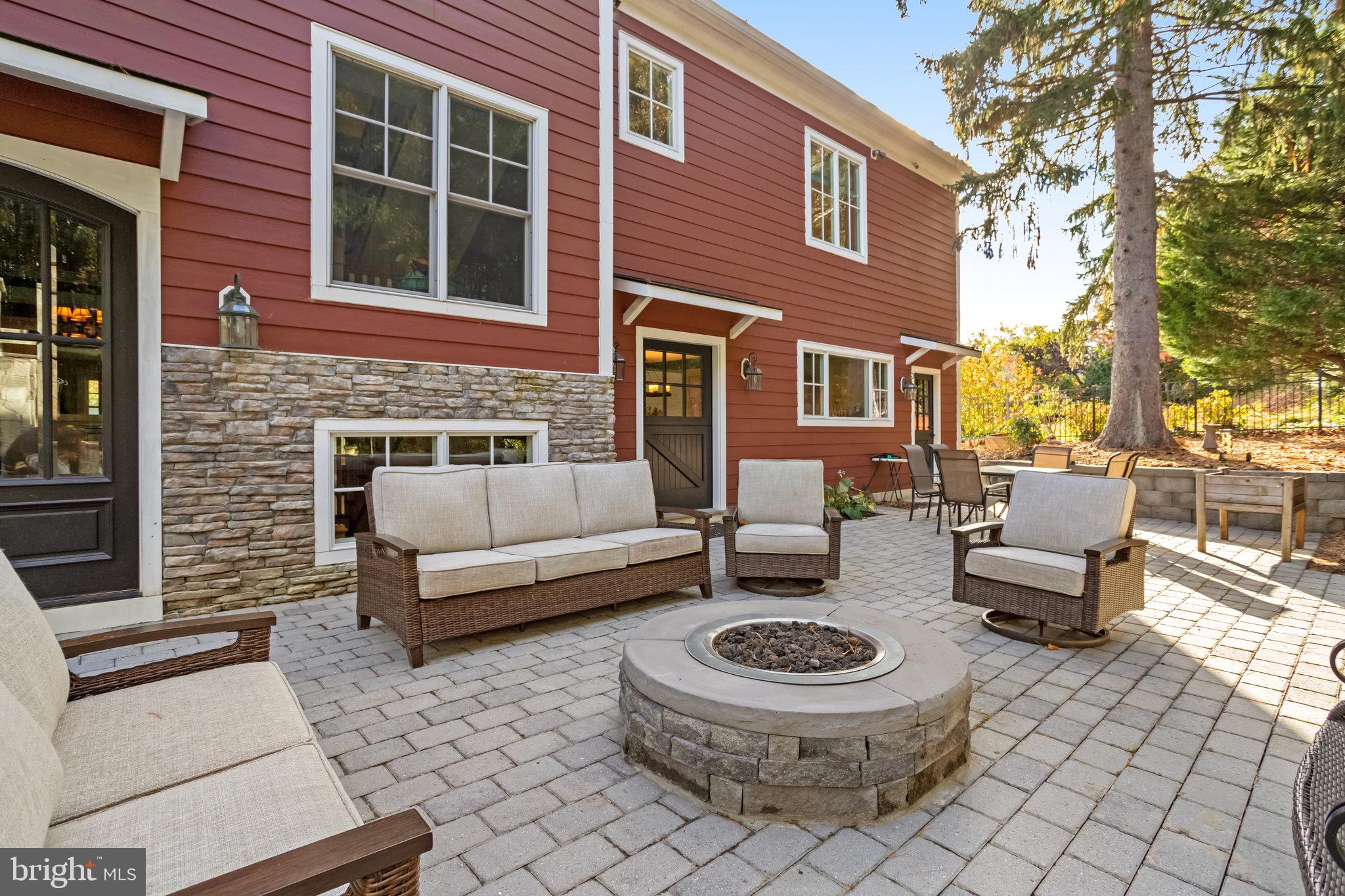 CHAPEL HILL - Residential