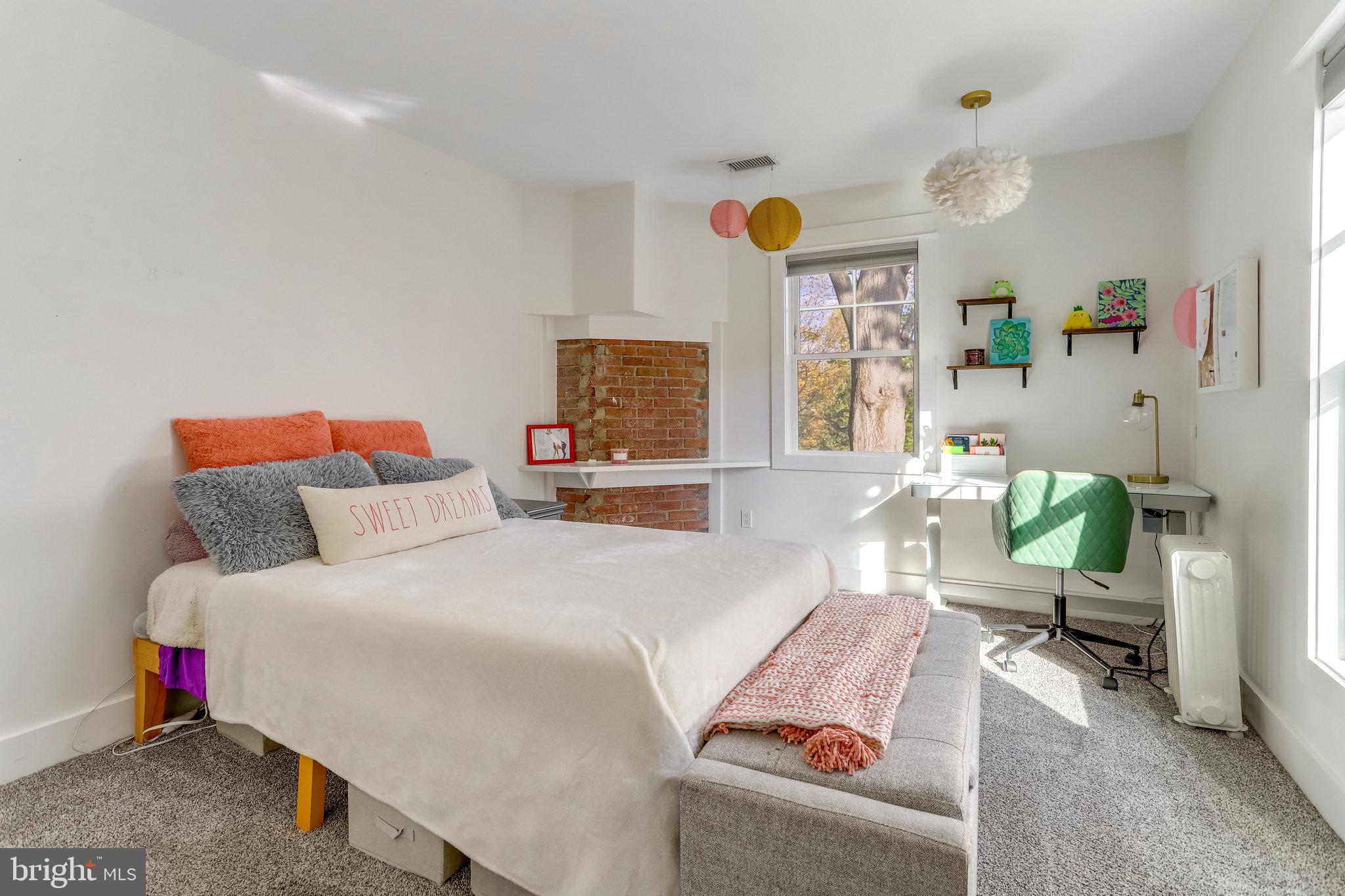 CHAPEL HILL - Residential