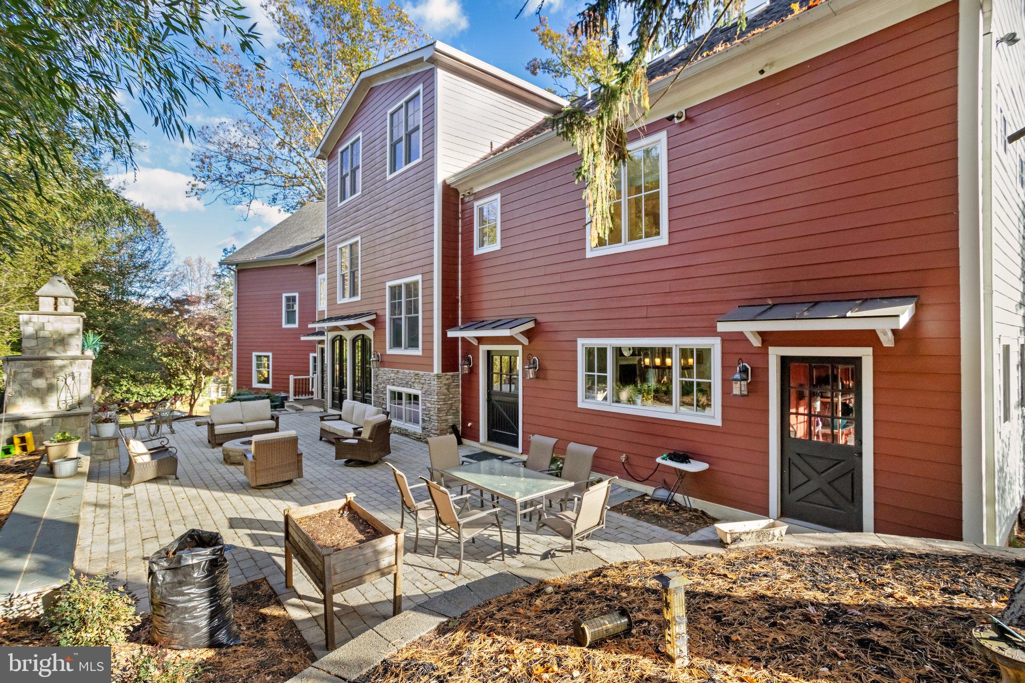 CHAPEL HILL - Residential