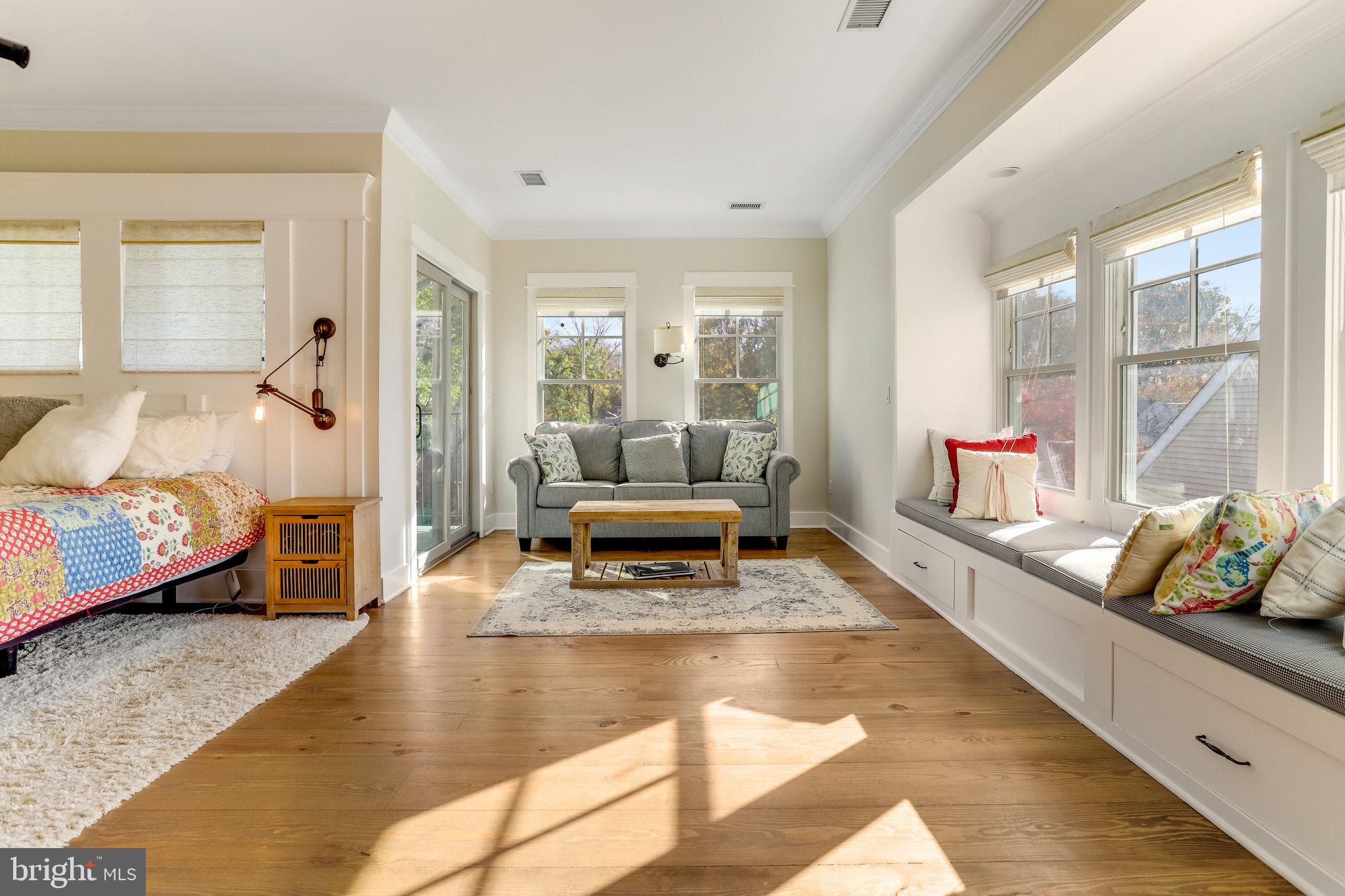 CHAPEL HILL - Residential