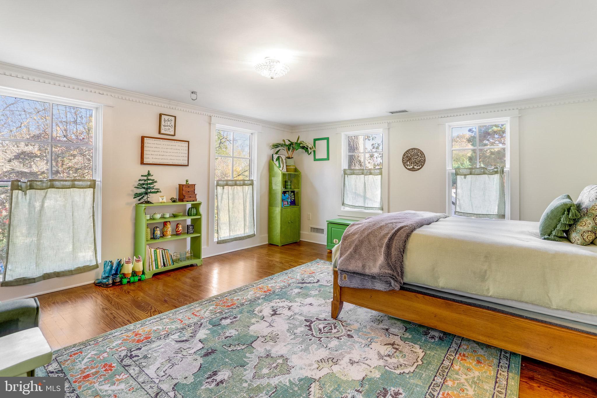 CHAPEL HILL - Residential