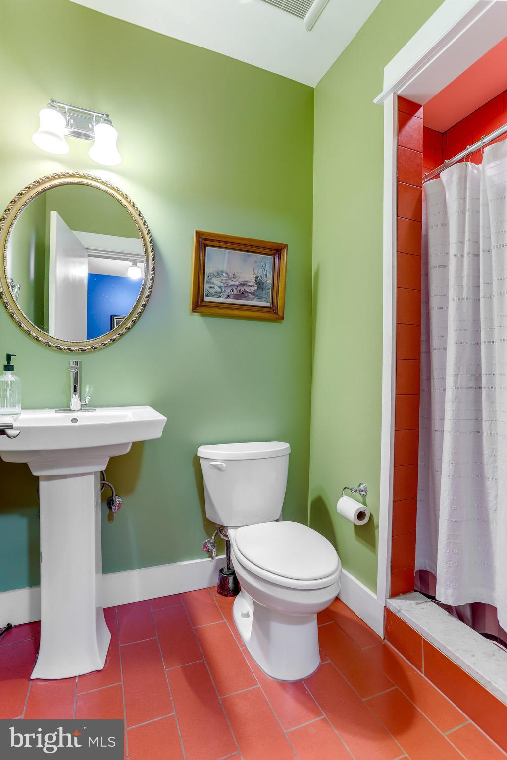 CHAPEL HILL - Residential