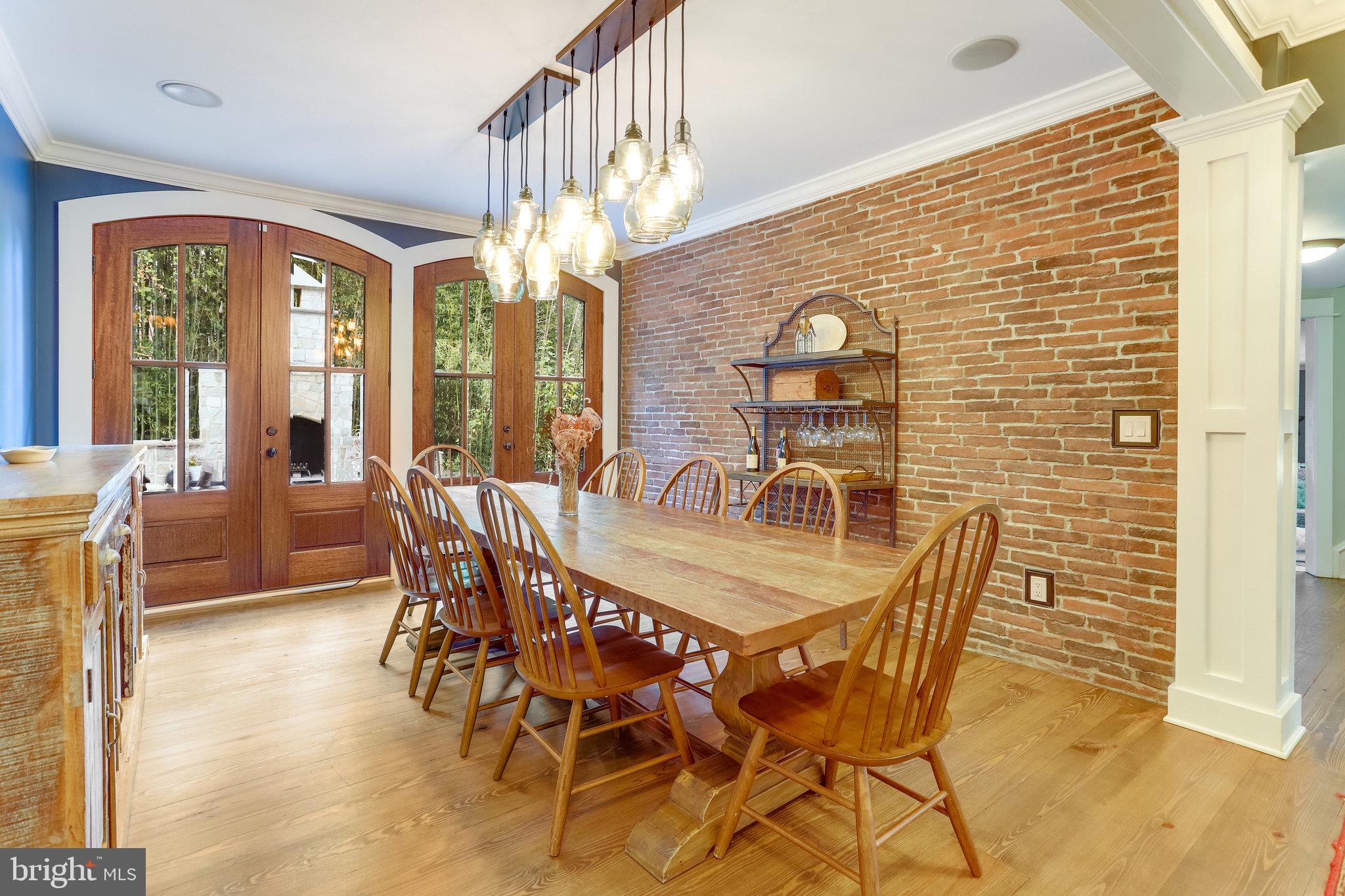 CHAPEL HILL - Residential