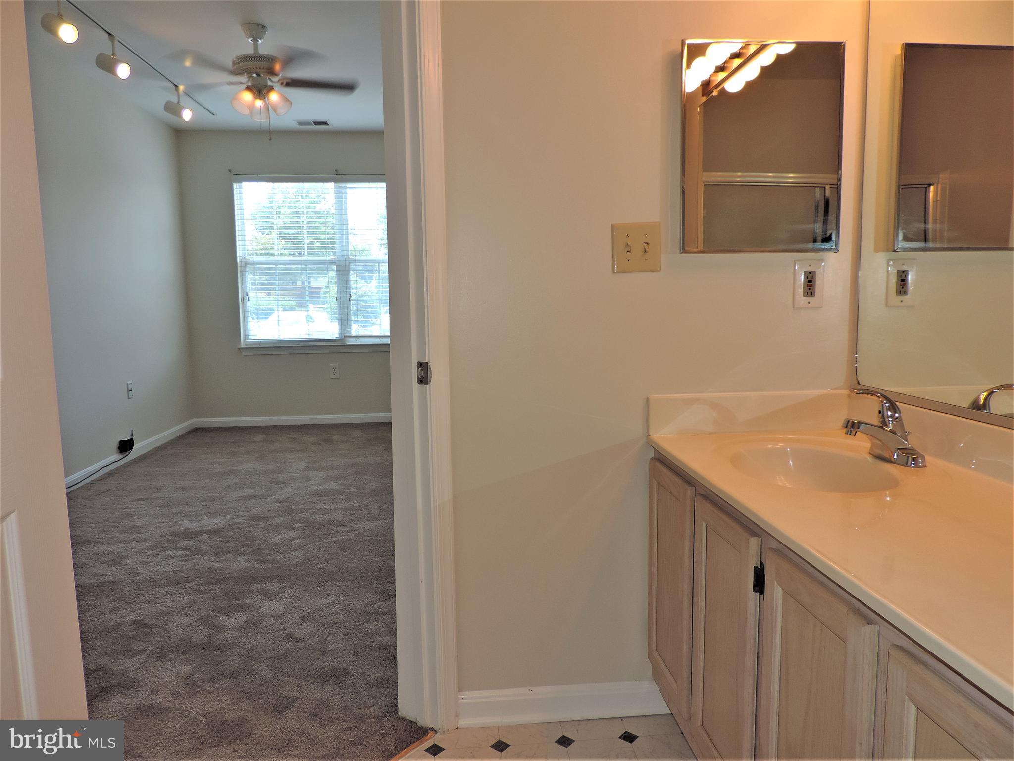 SAYBROOKE LANDING AT SEVEN OAKS CONDOMINIUM - Residential