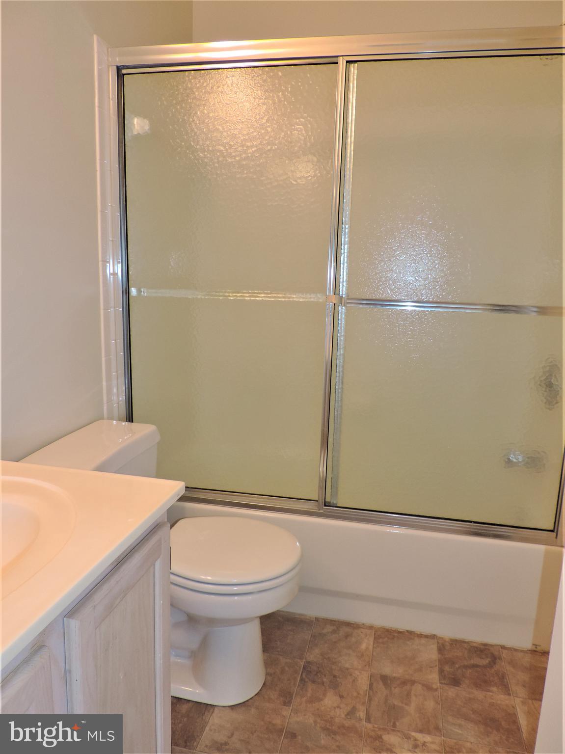 SAYBROOKE LANDING AT SEVEN OAKS CONDOMINIUM - Residential