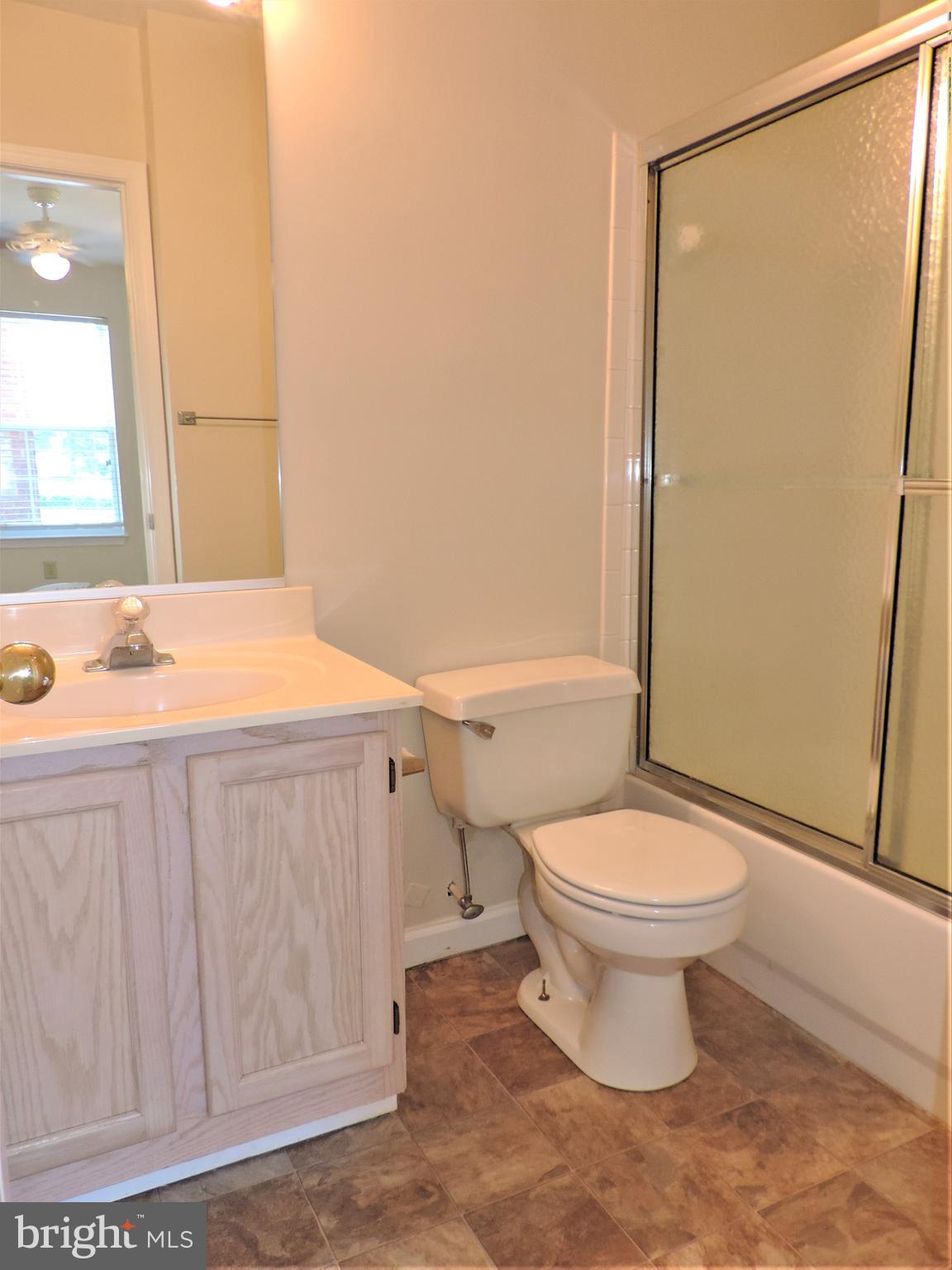 SAYBROOKE LANDING AT SEVEN OAKS CONDOMINIUM - Residential