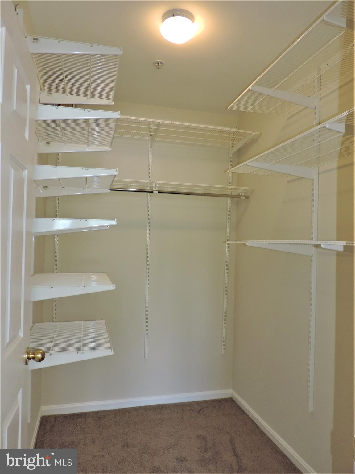 SAYBROOKE LANDING AT SEVEN OAKS CONDOMINIUM - Residential