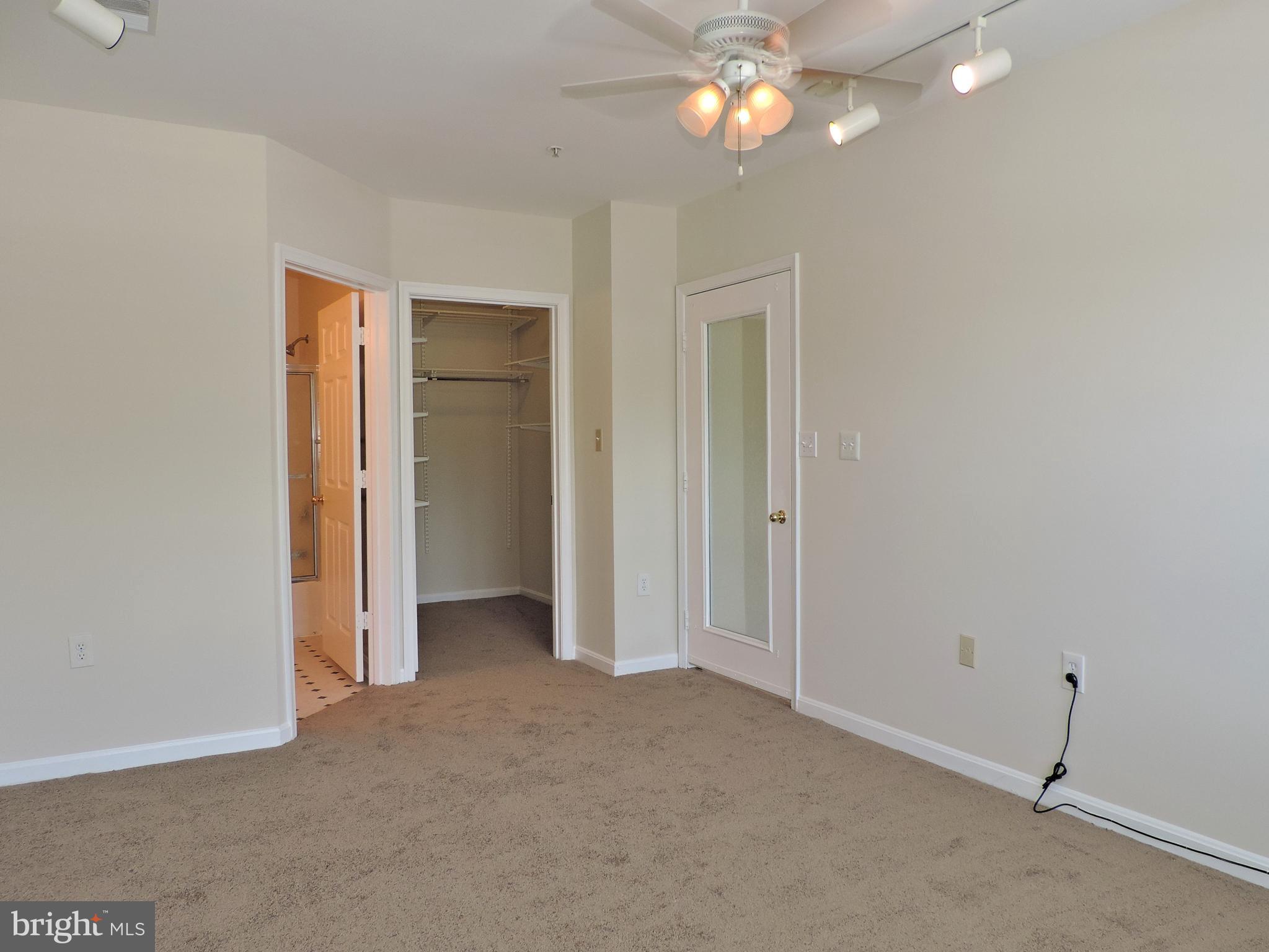 SAYBROOKE LANDING AT SEVEN OAKS CONDOMINIUM - Residential