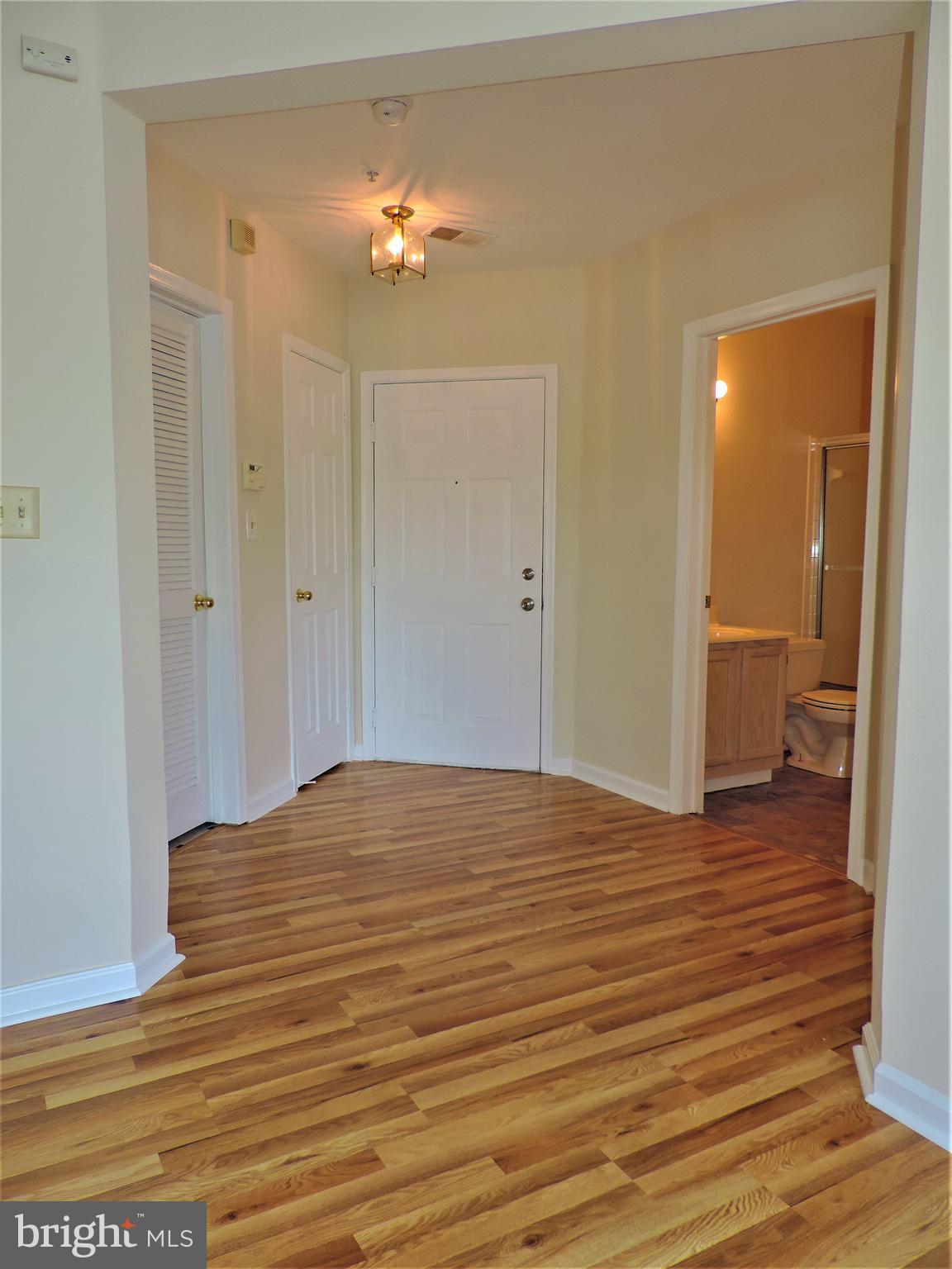 SAYBROOKE LANDING AT SEVEN OAKS CONDOMINIUM - Residential