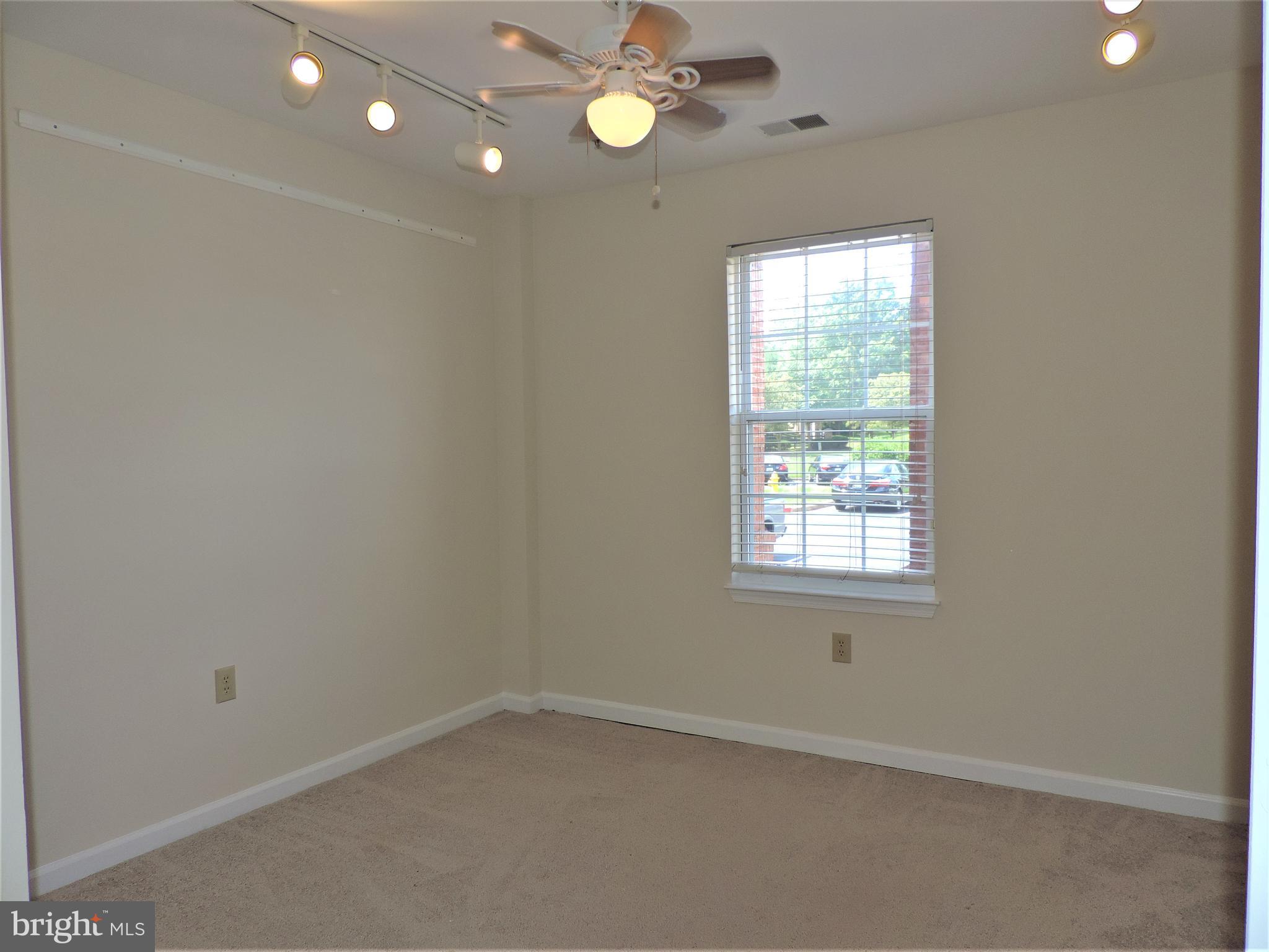 SAYBROOKE LANDING AT SEVEN OAKS CONDOMINIUM - Residential