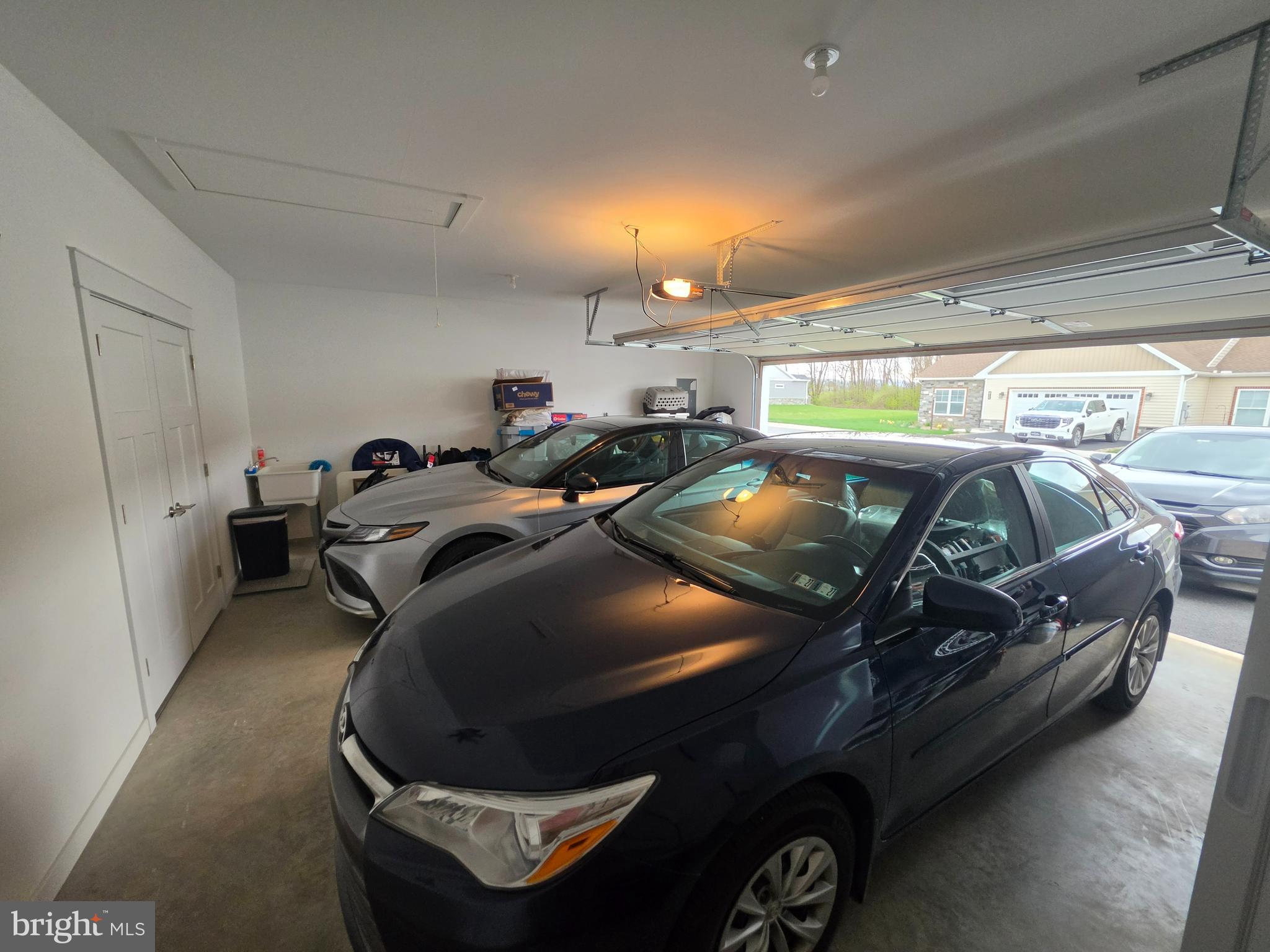 MEADOWSGREEN - Residential